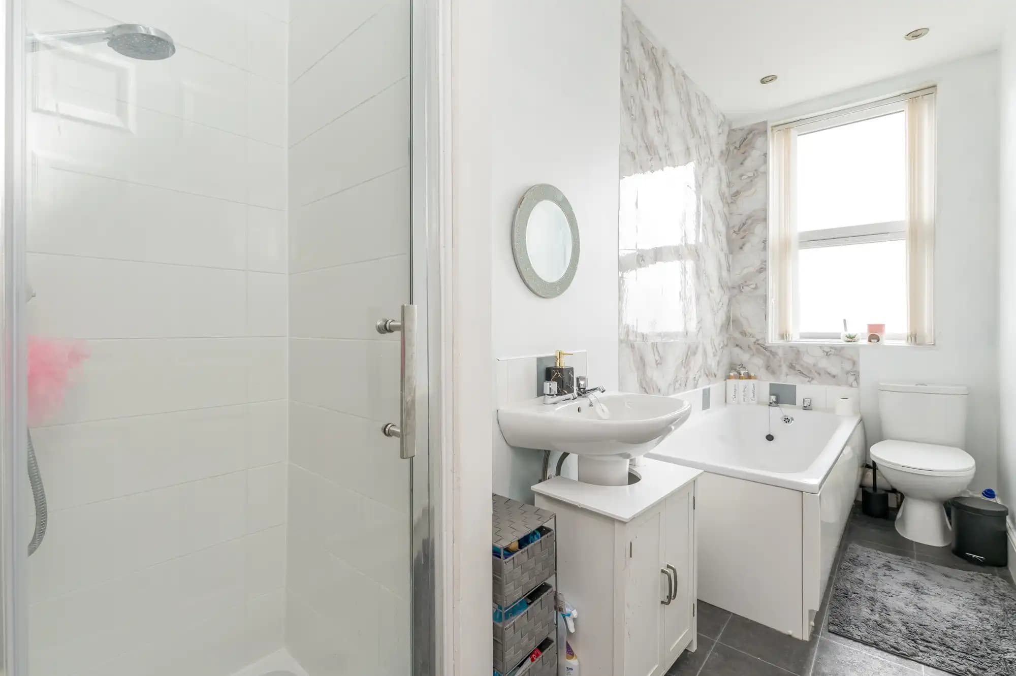 property photo 13 of 21