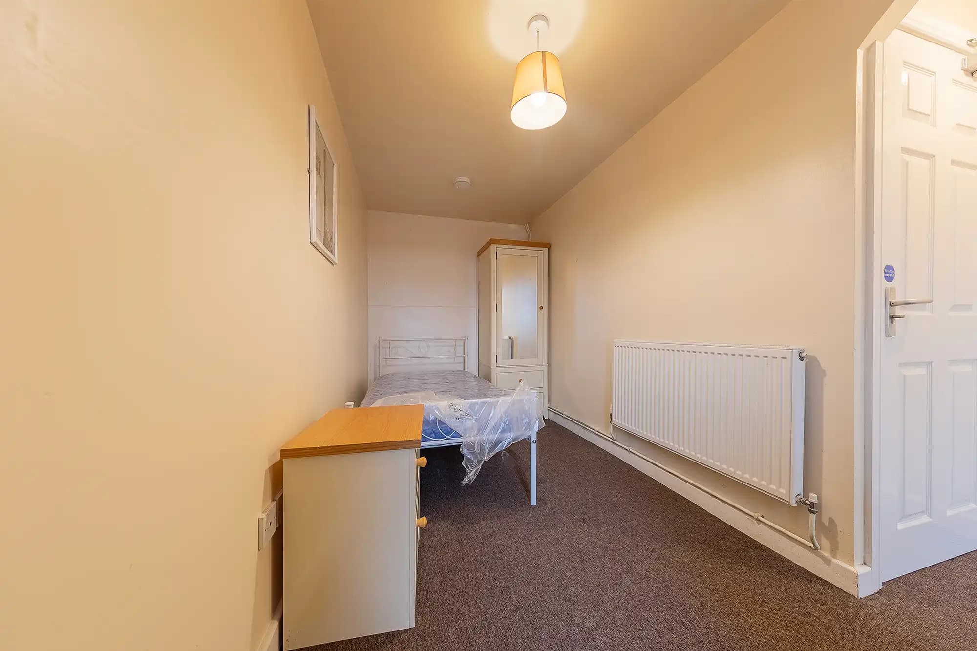 property photo 11 of 27