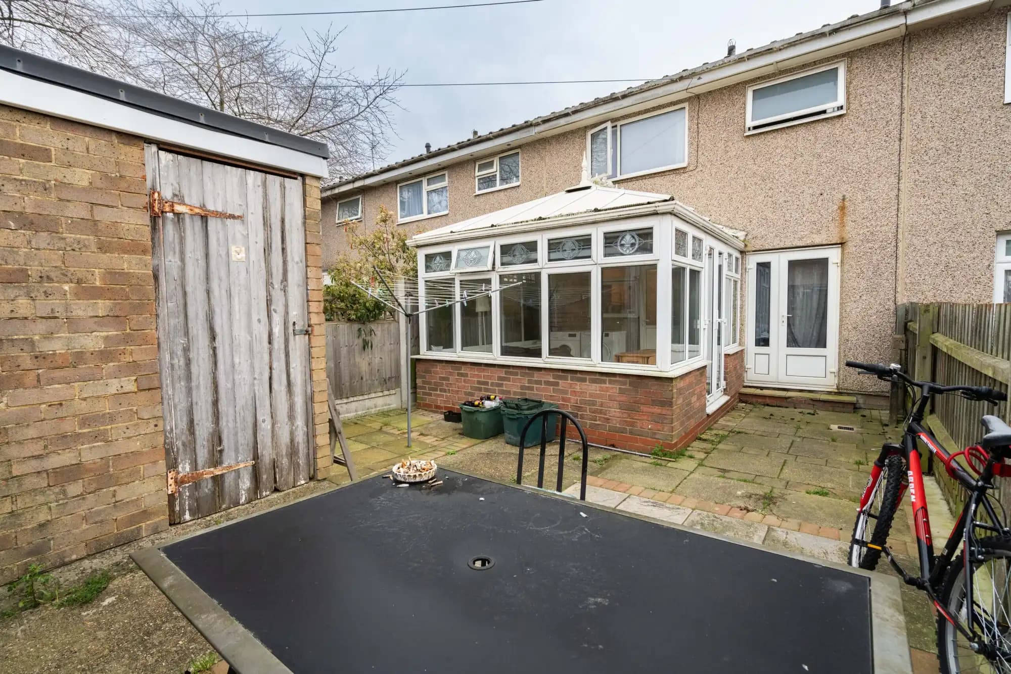 property photo 20 of 25