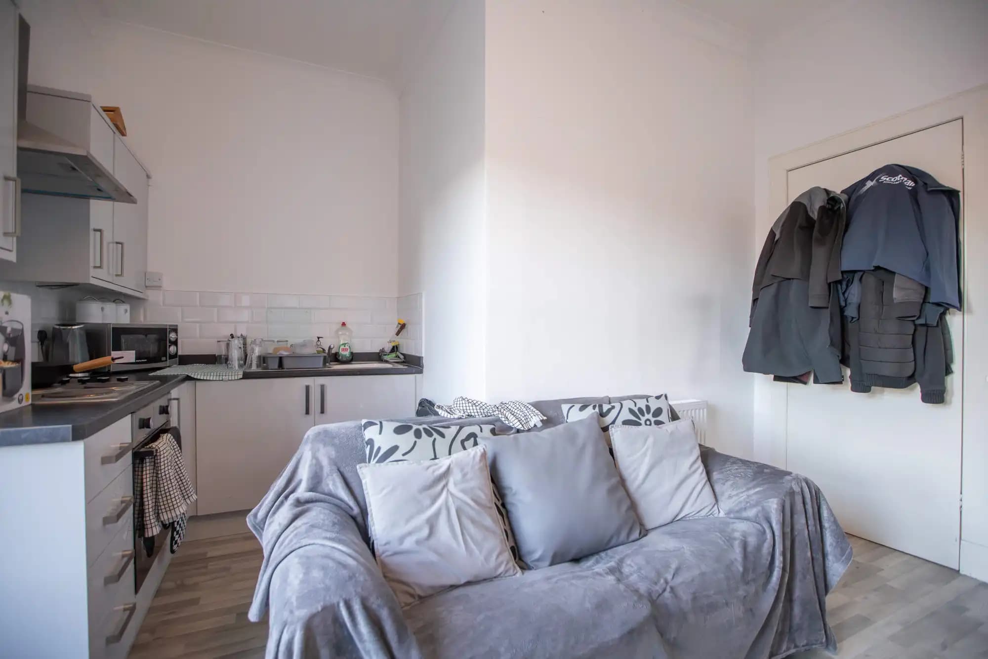 property photo 1 of 28