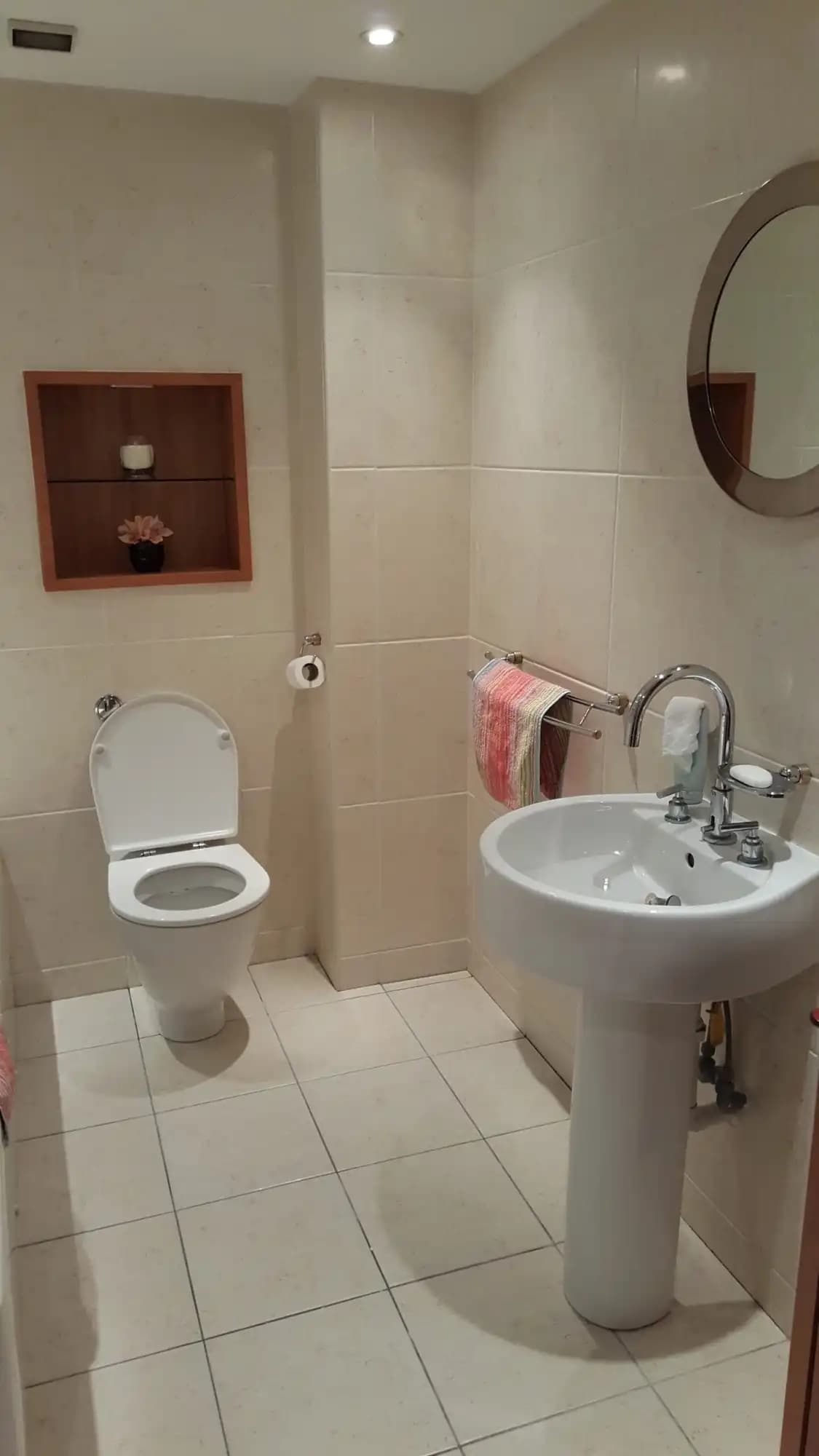 property photo 10 of 25