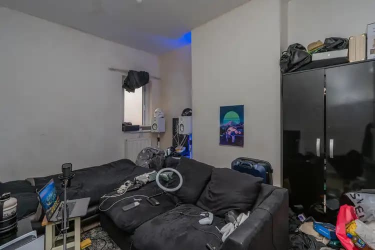 property photo 15 of 19