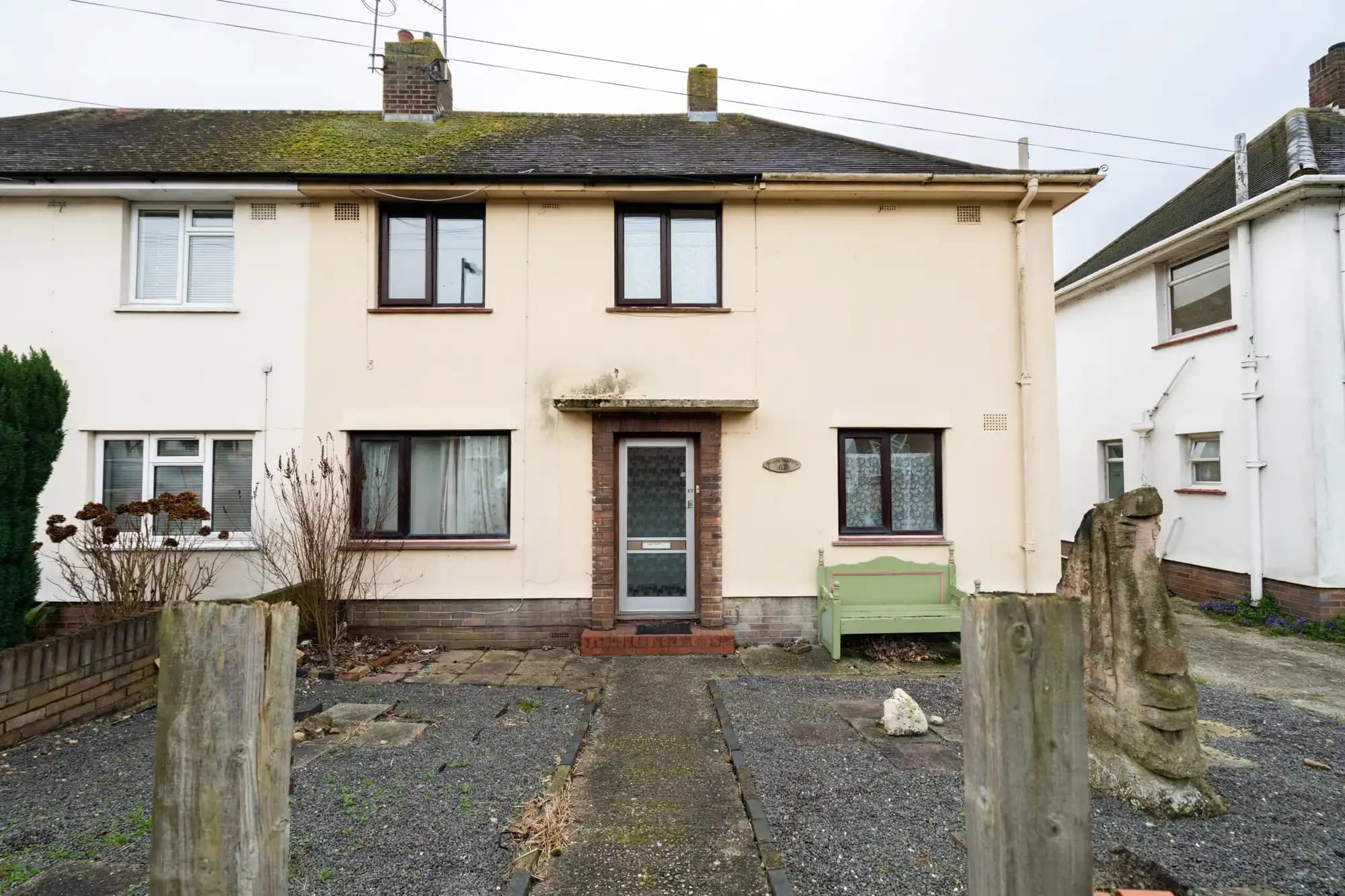 property photo 6 of 25