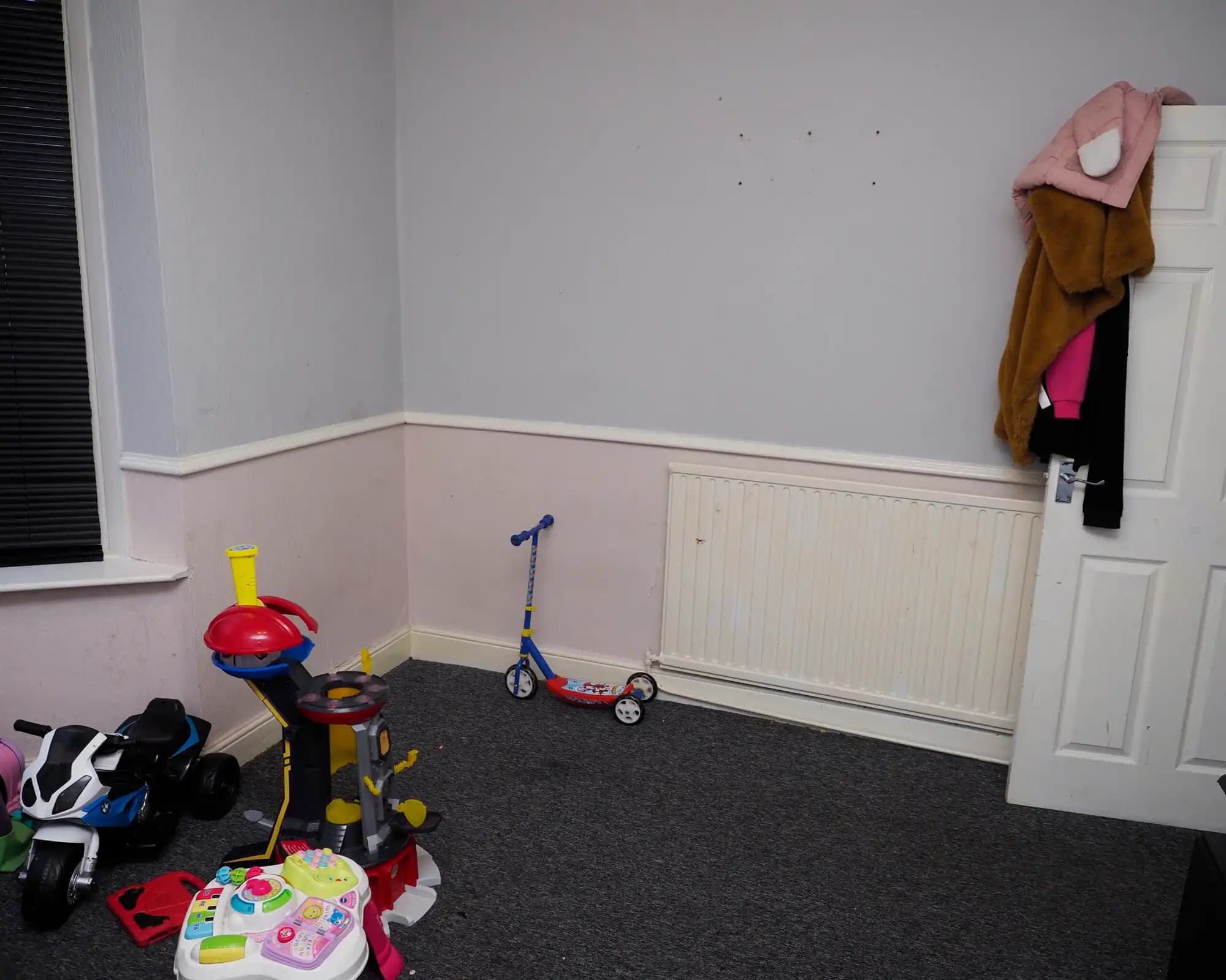 property photo 12 of 31