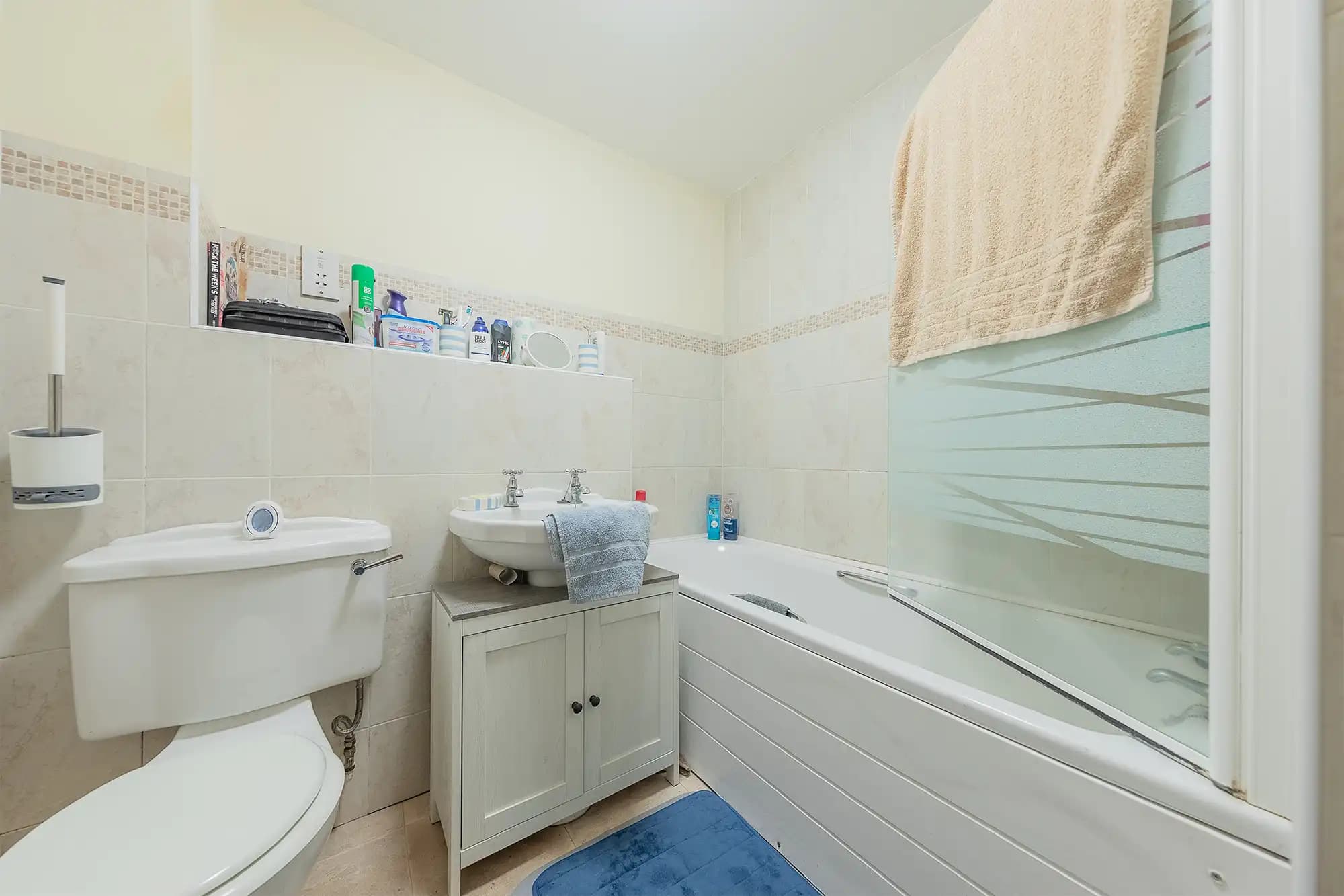 property photo 15 of 17