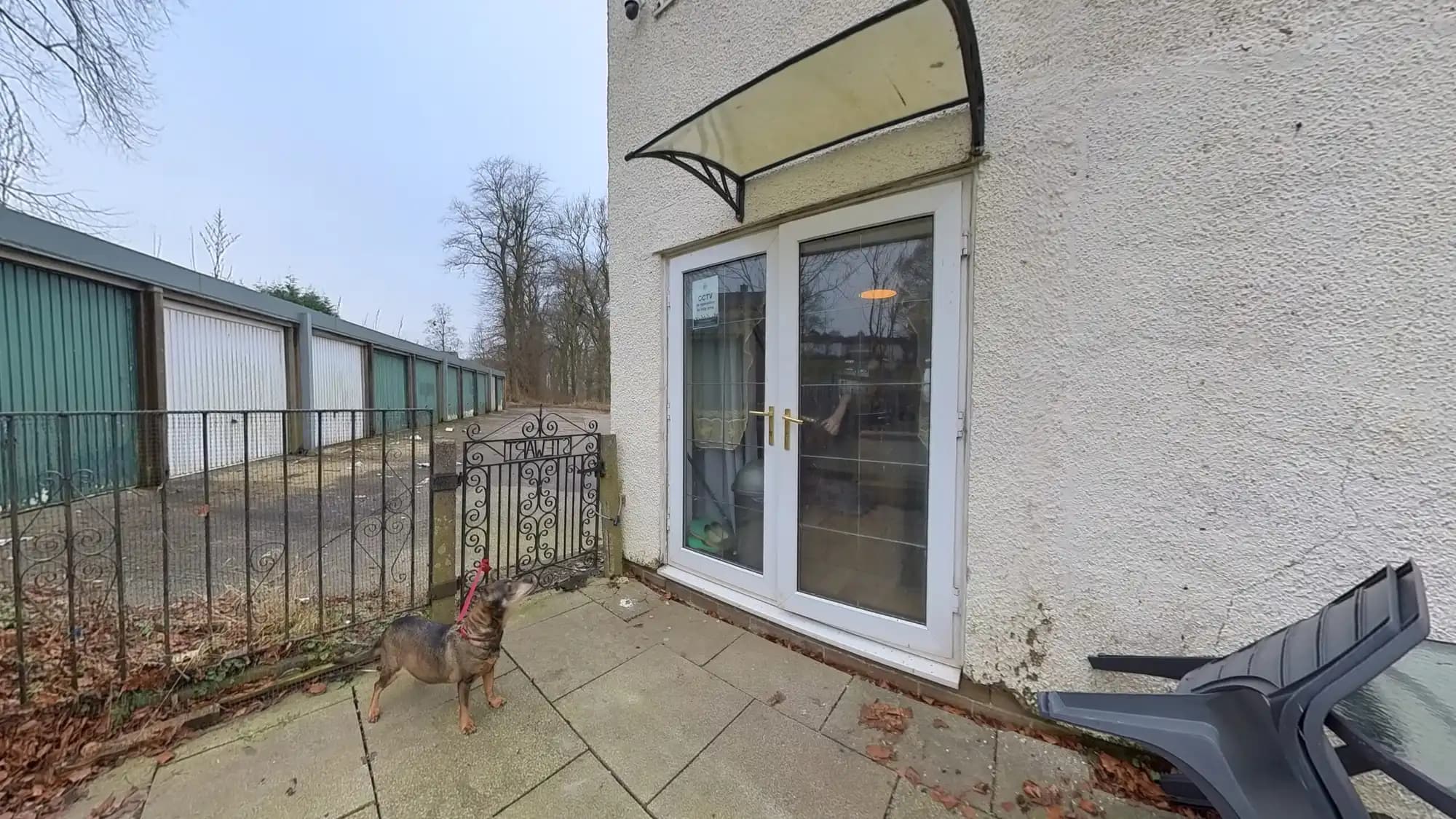 property photo 3 of 27