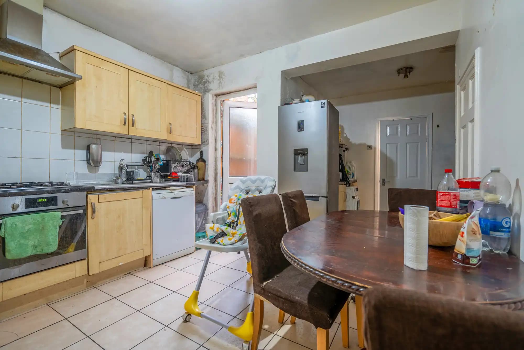 property photo 9 of 19