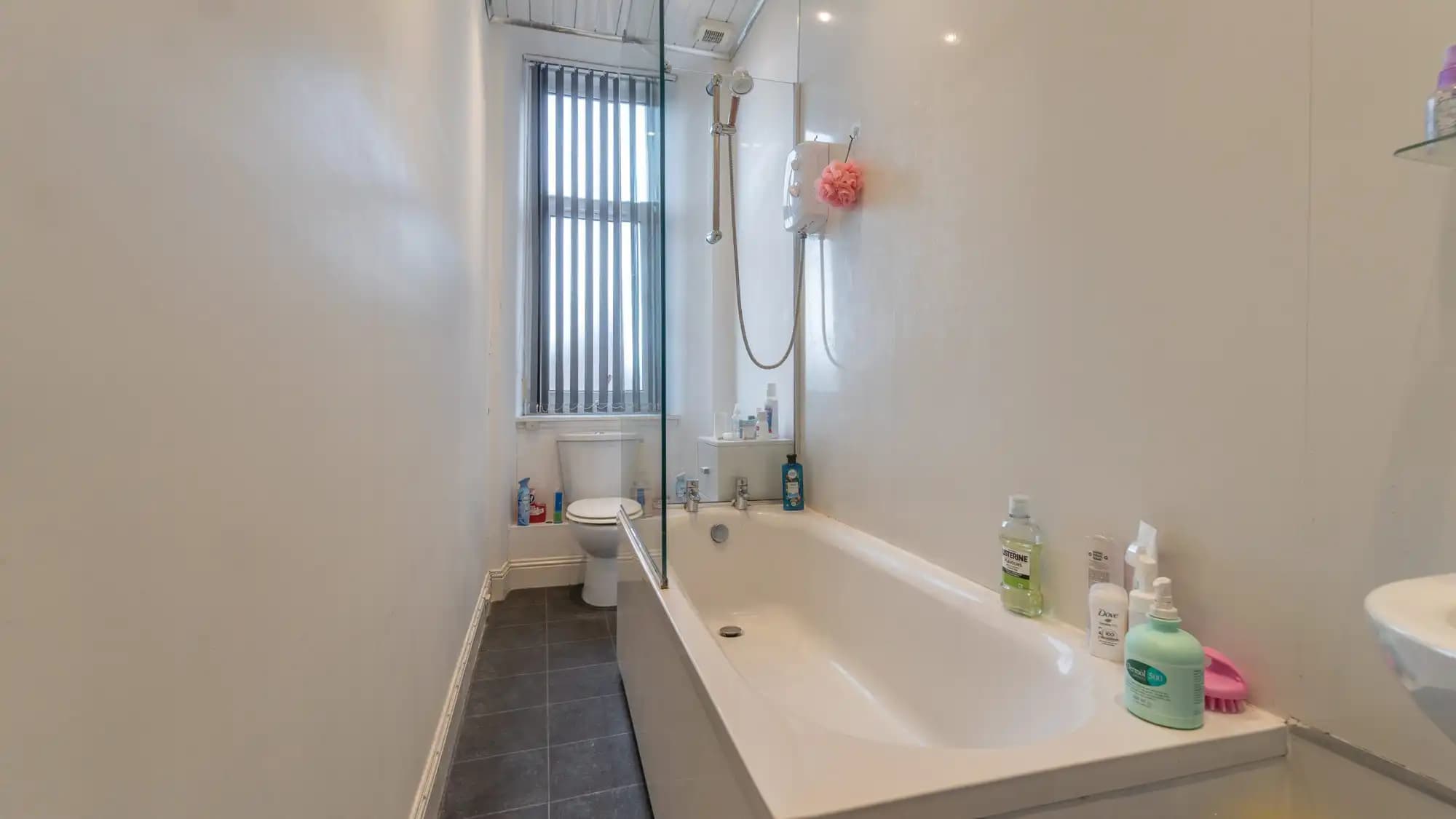 property photo 17 of 25