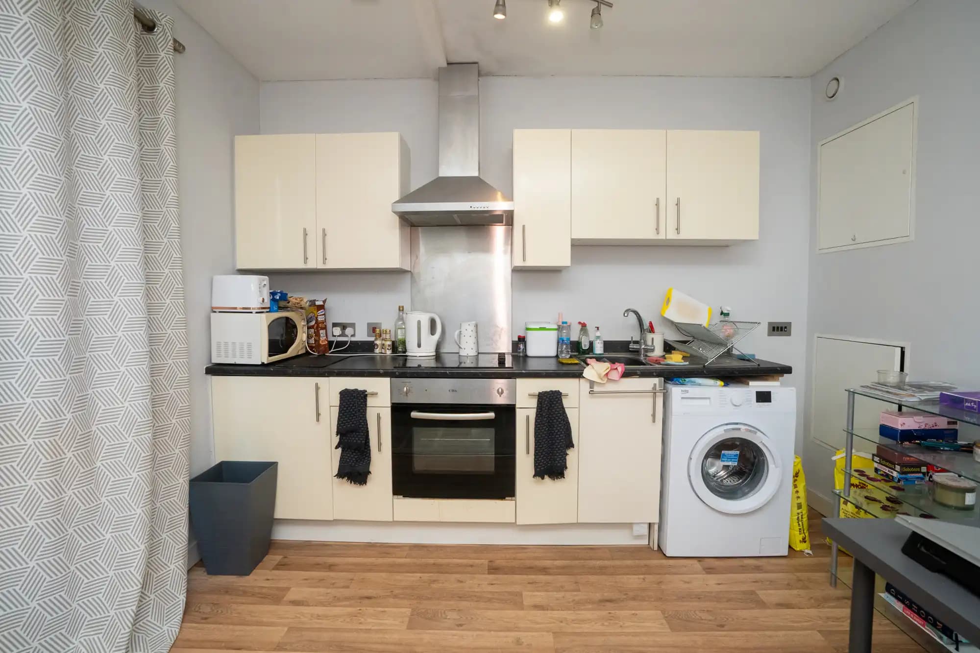 property photo 7 of 13