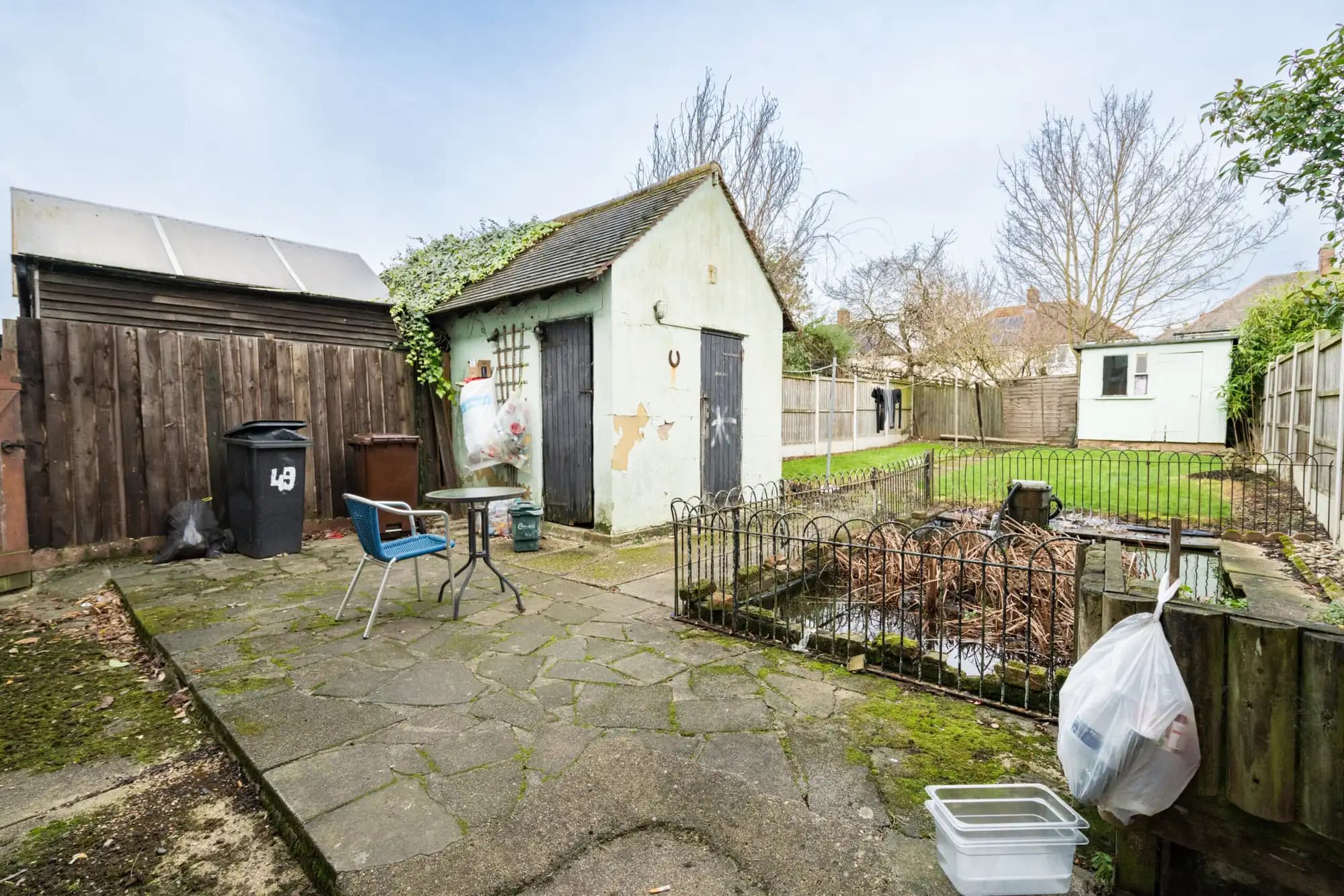 property photo 2 of 20
