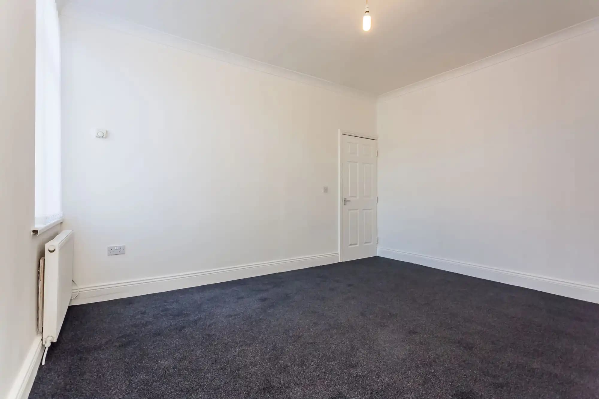 property photo 13 of 18