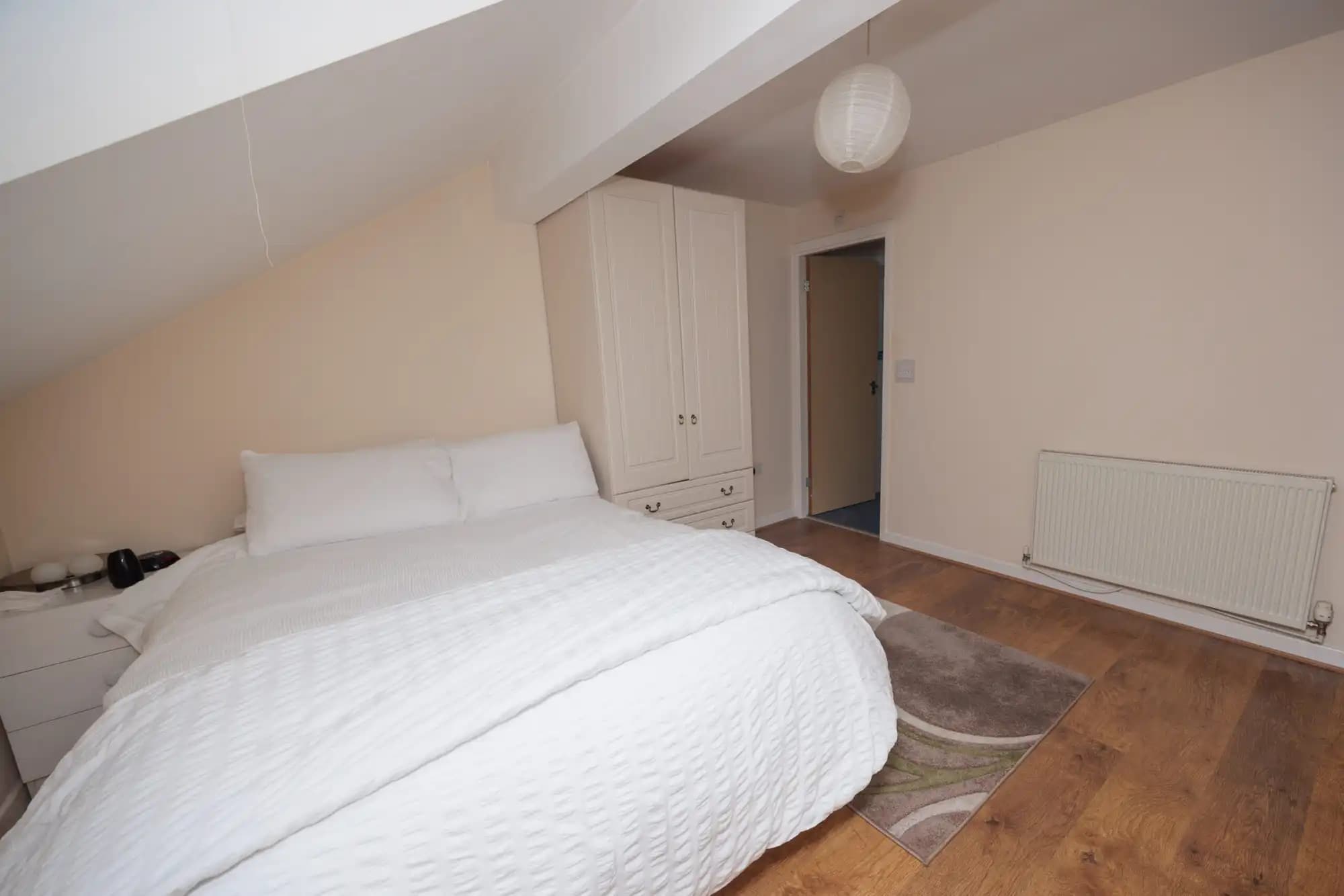 property photo 11 of 16