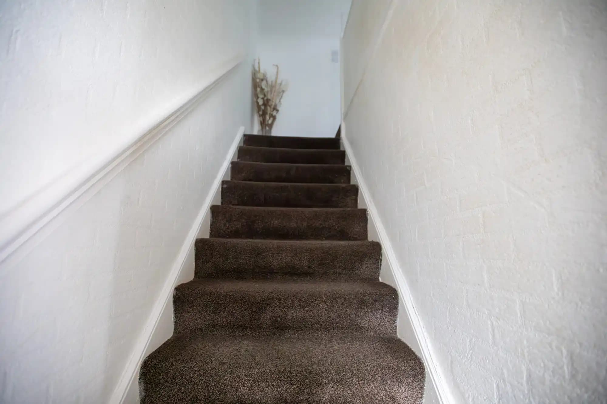 property photo 16 of 32
