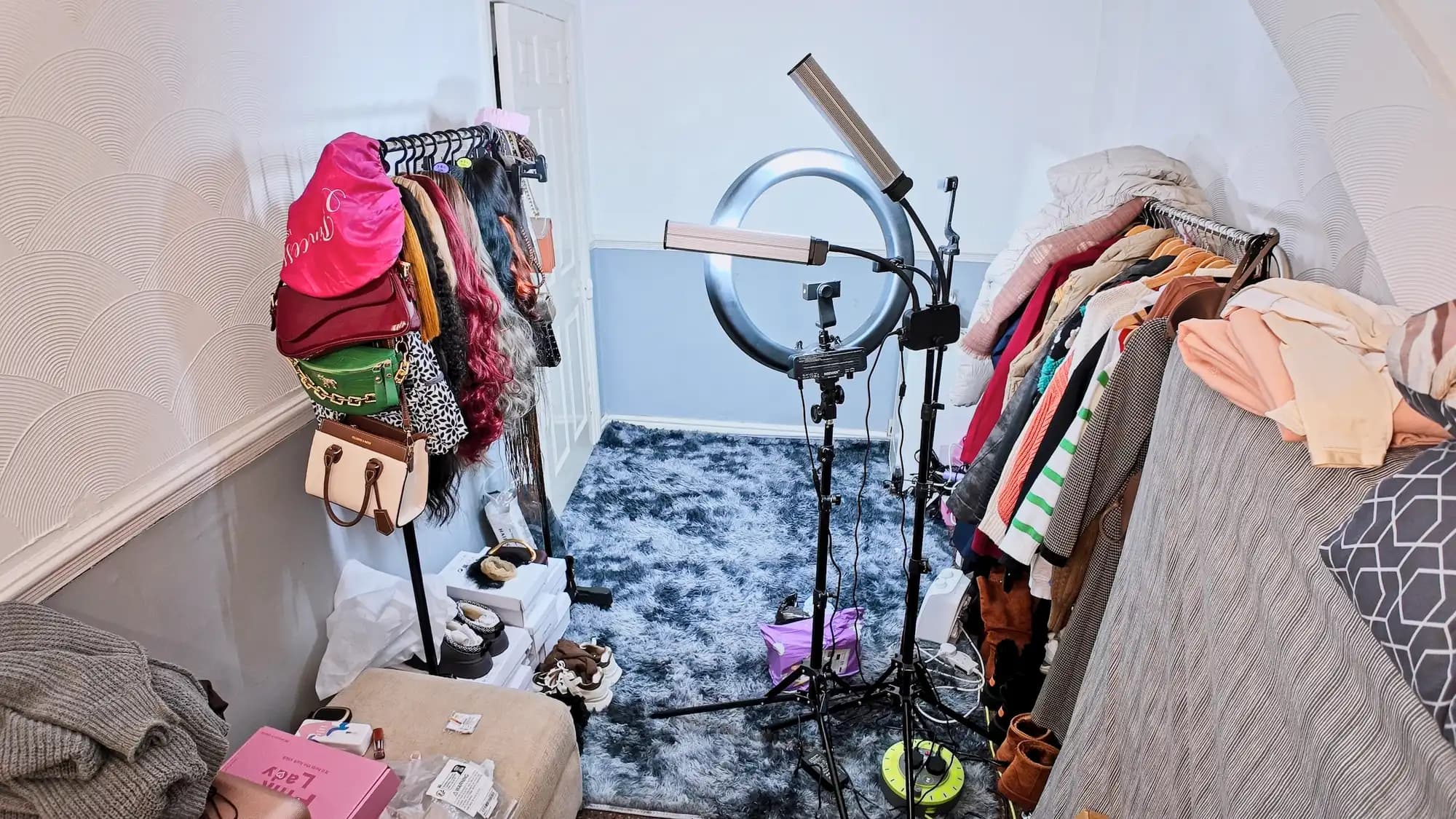 property photo 5 of 17
