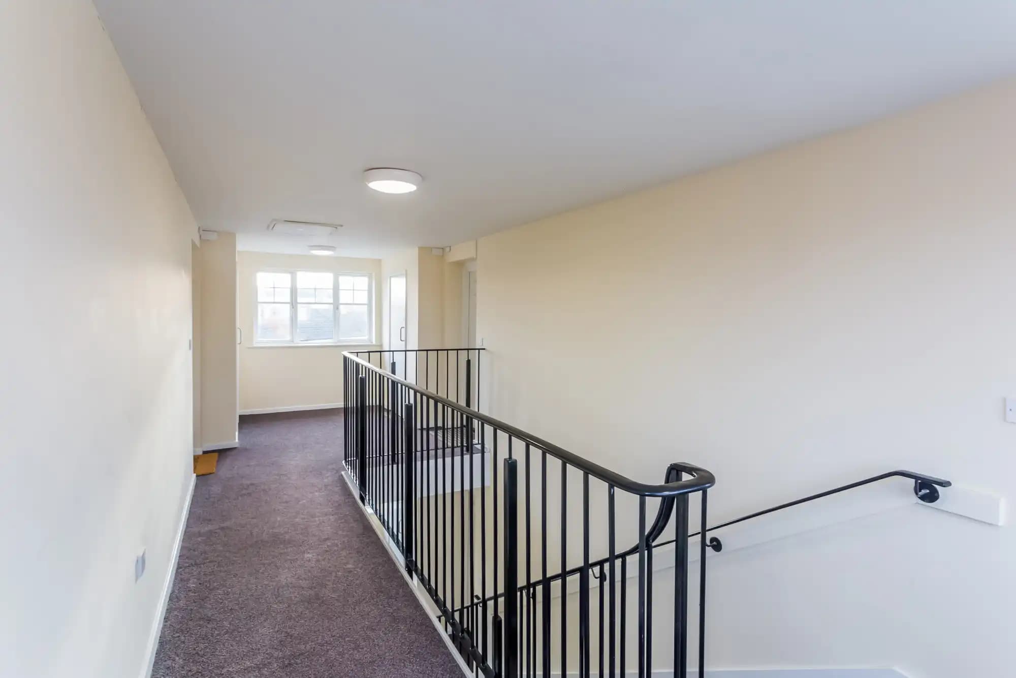 property photo 6 of 13