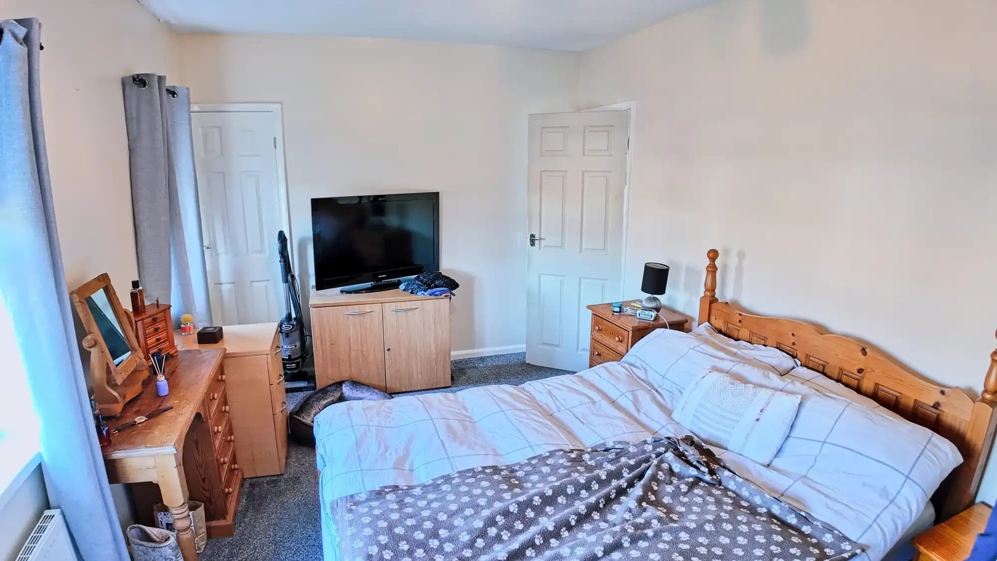 property photo 15 of 17