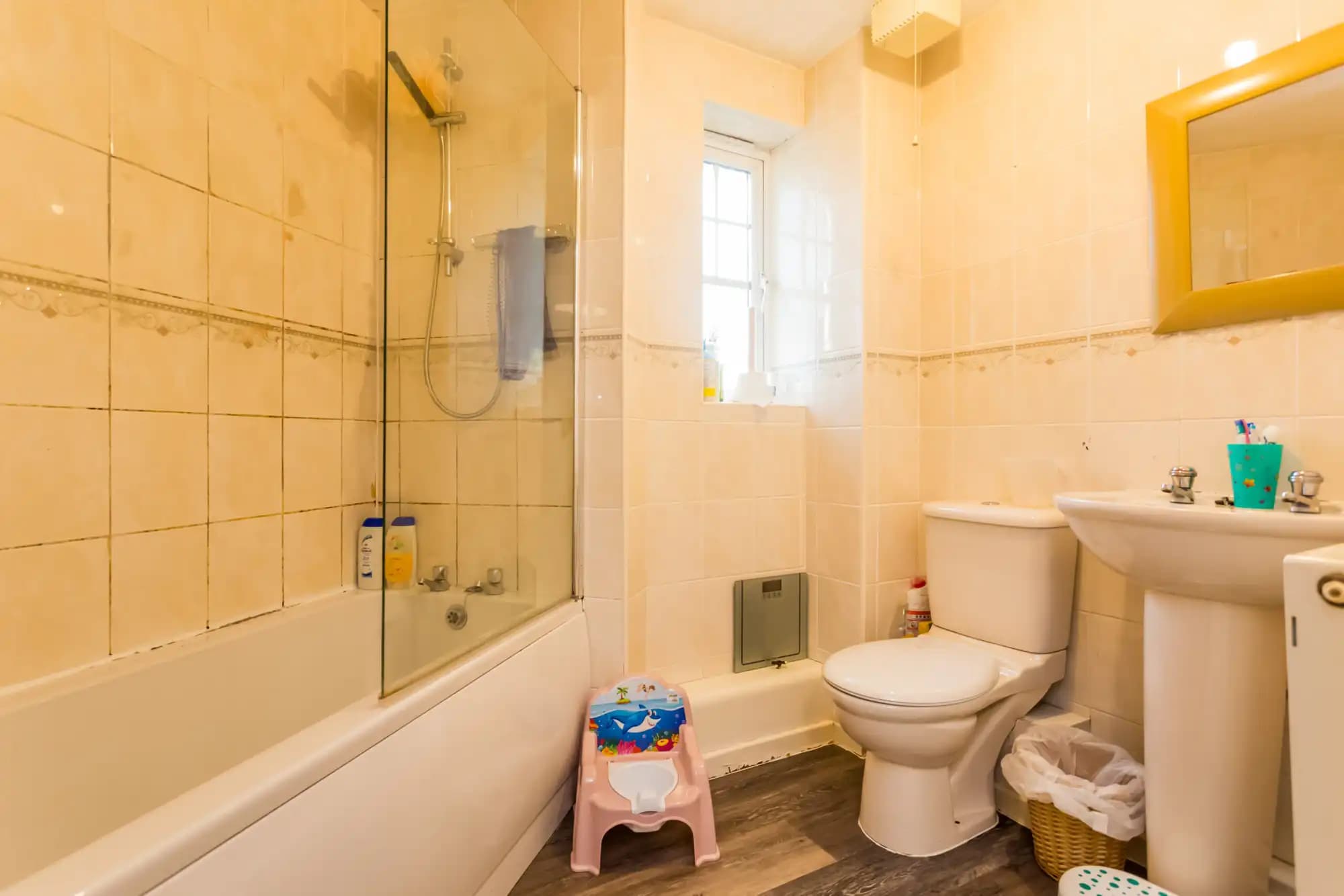property photo 10 of 13