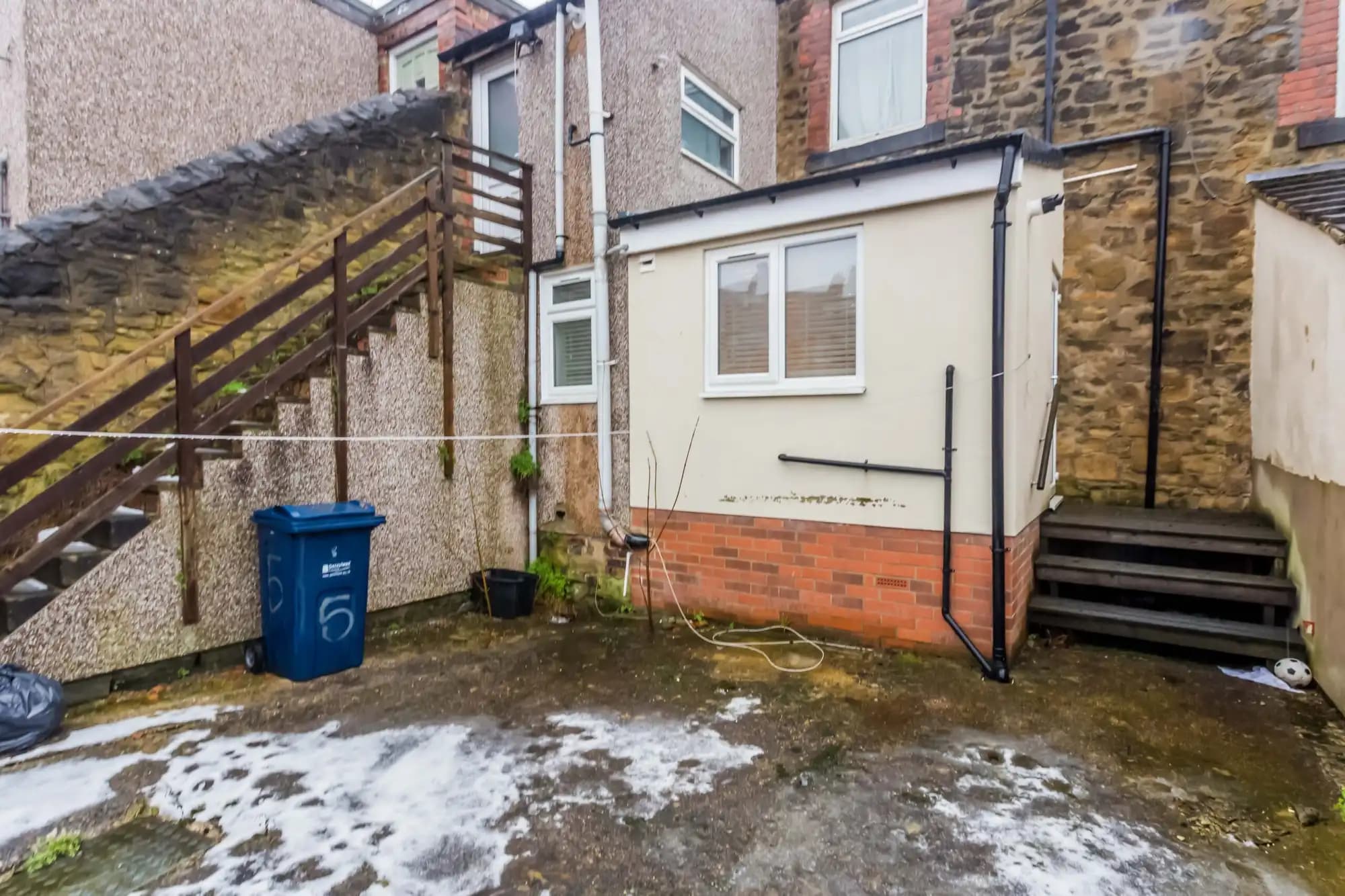 property photo 18 of 19