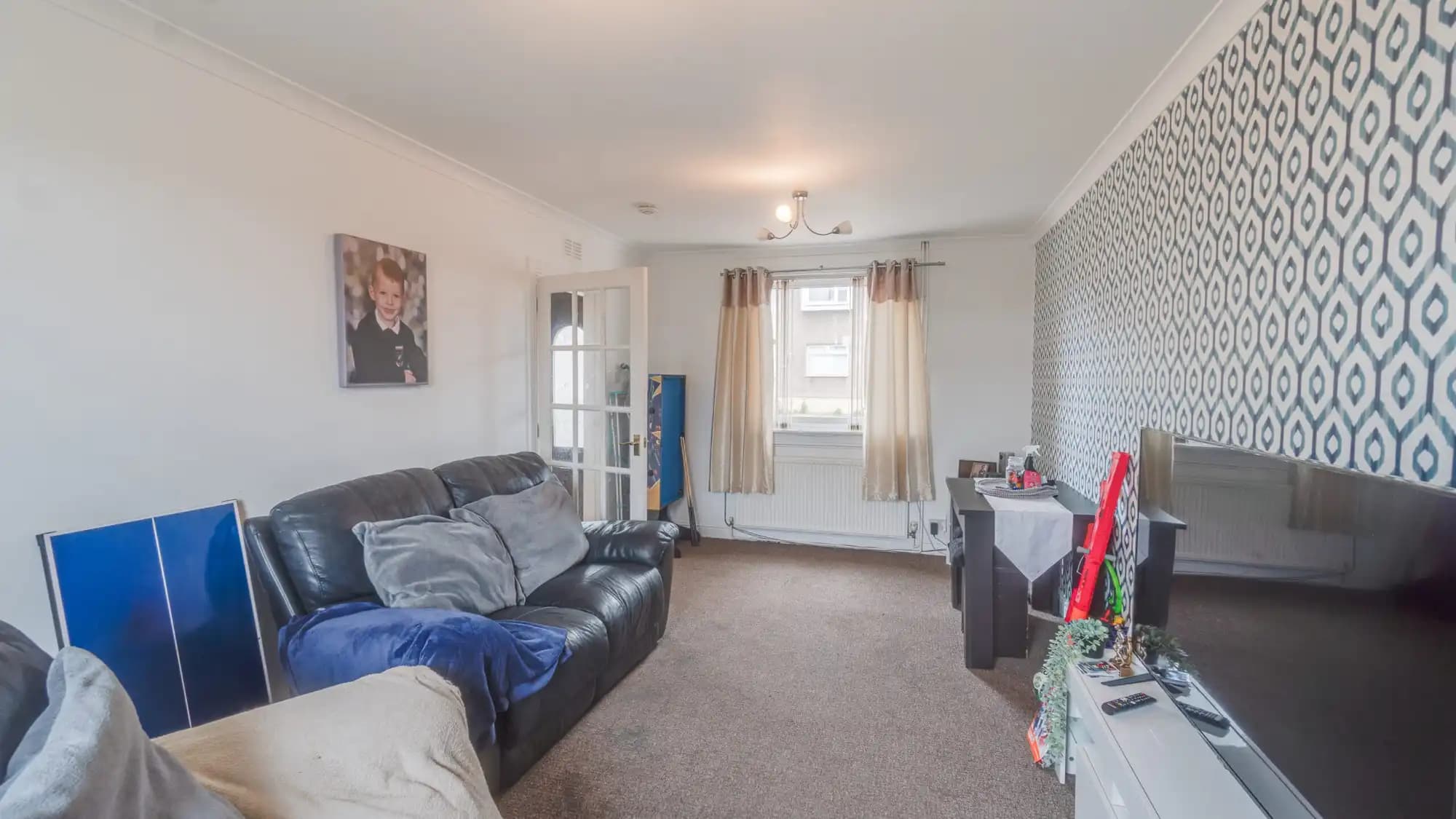 property photo 4 of 24