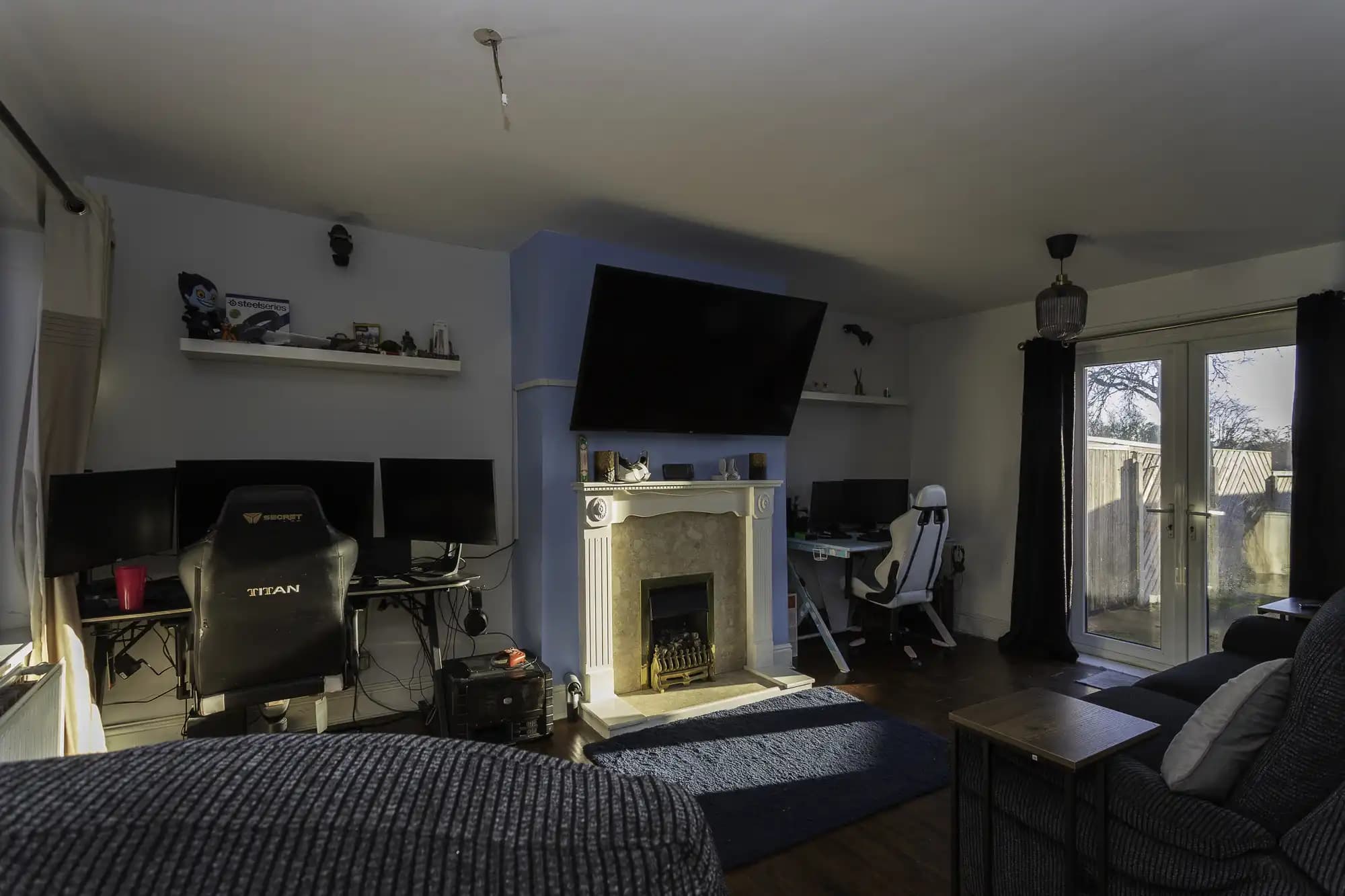 property photo 4 of 22