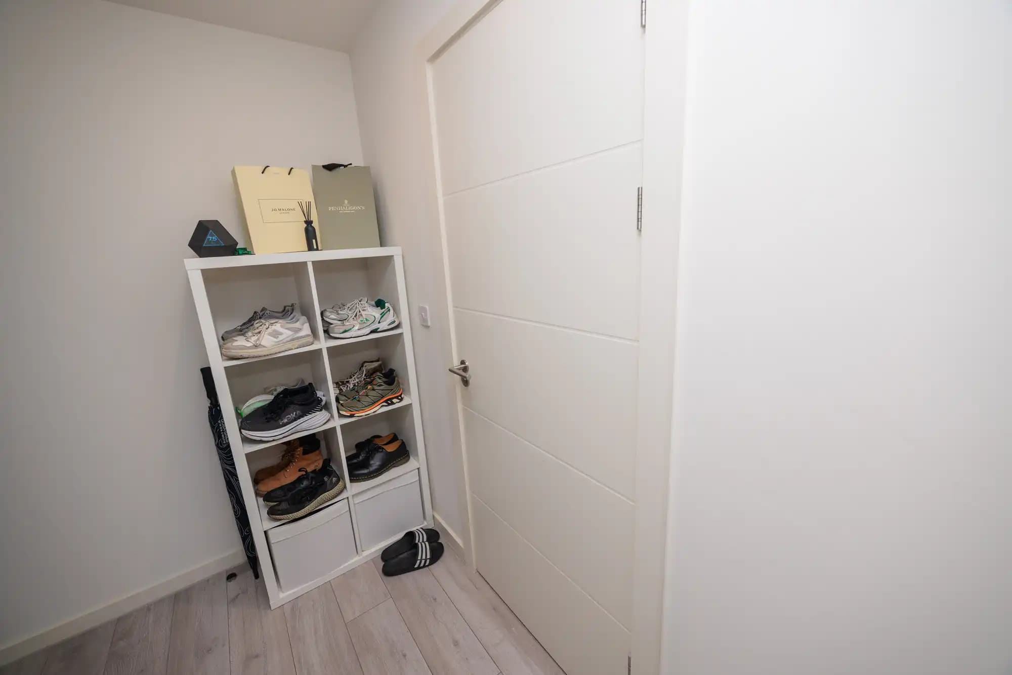 property photo 23 of 27