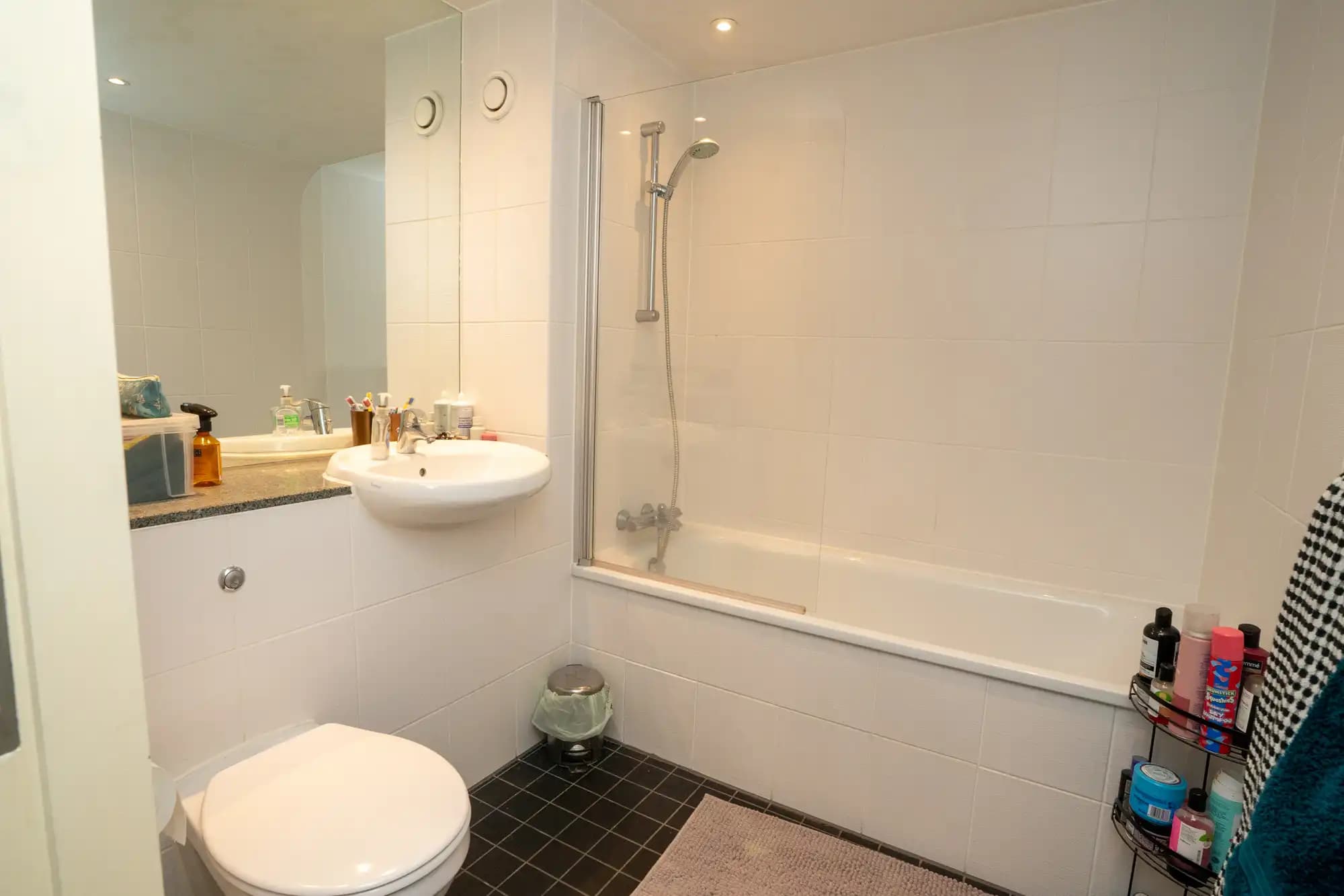 property photo 10 of 13