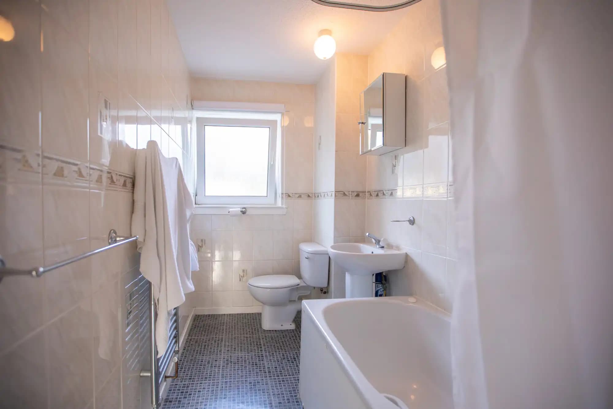 property photo 12 of 16