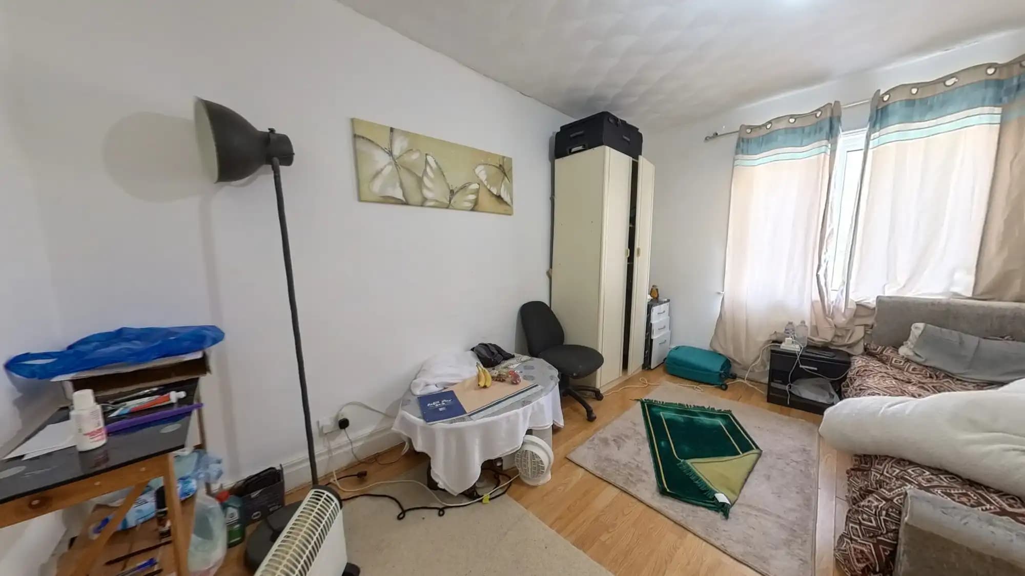 property photo 4 of 21