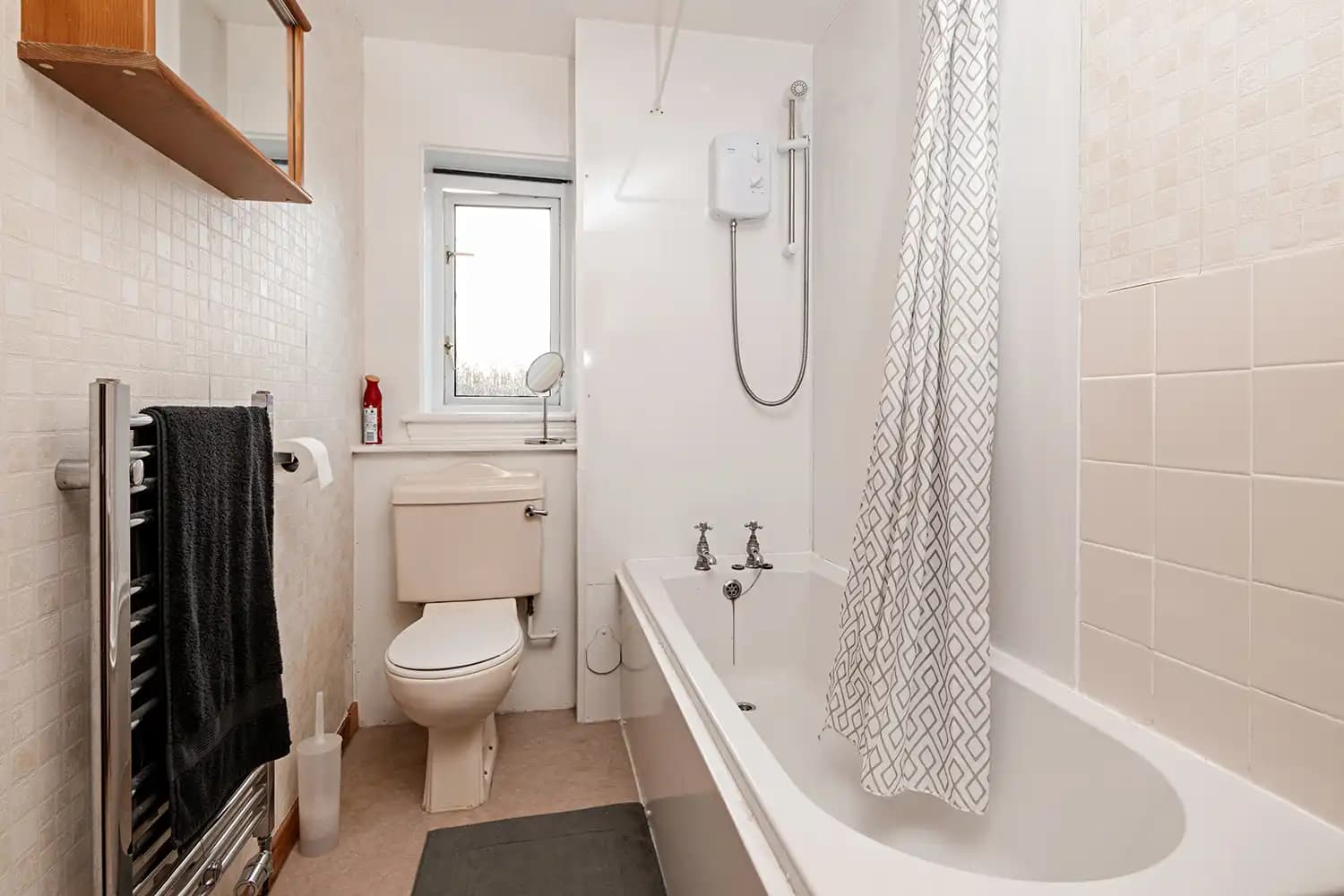 property photo 14 of 19