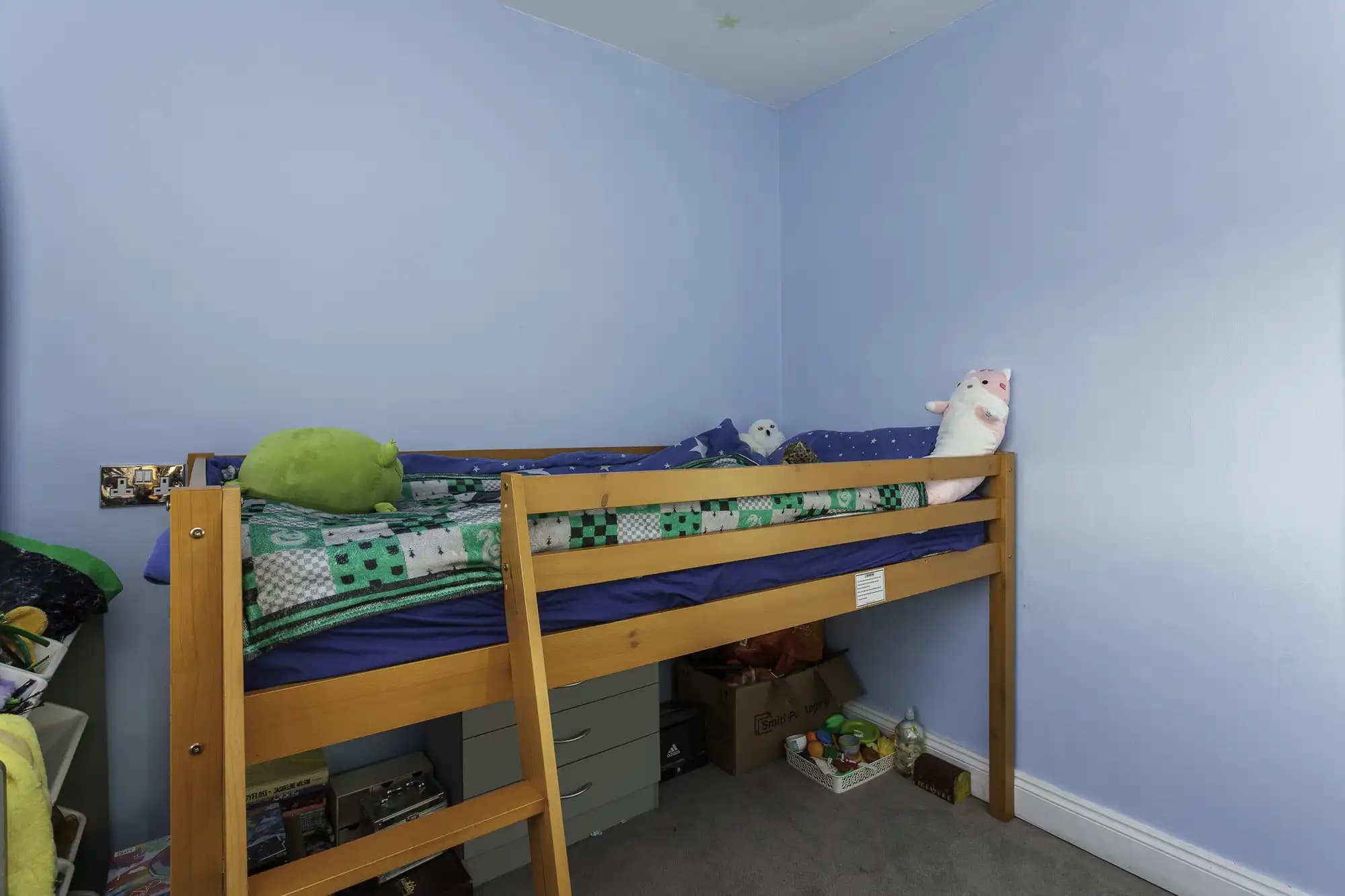 property photo 14 of 22
