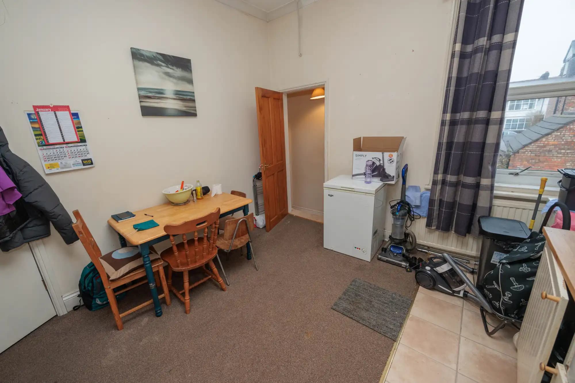 property photo 9 of 28