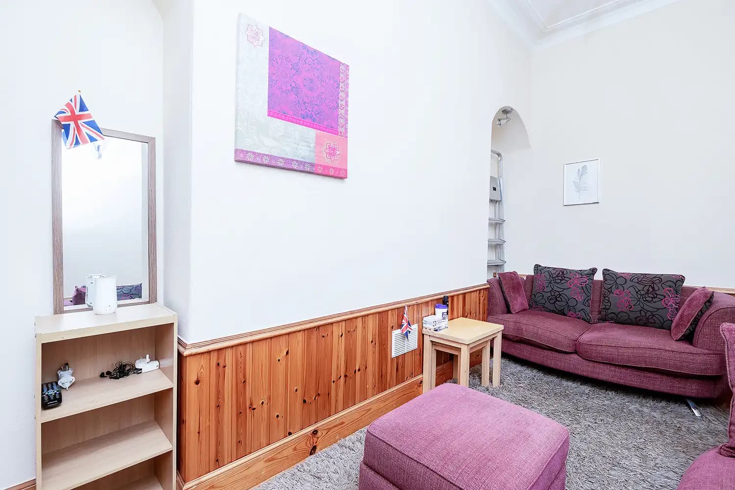 property photo 5 of 14
