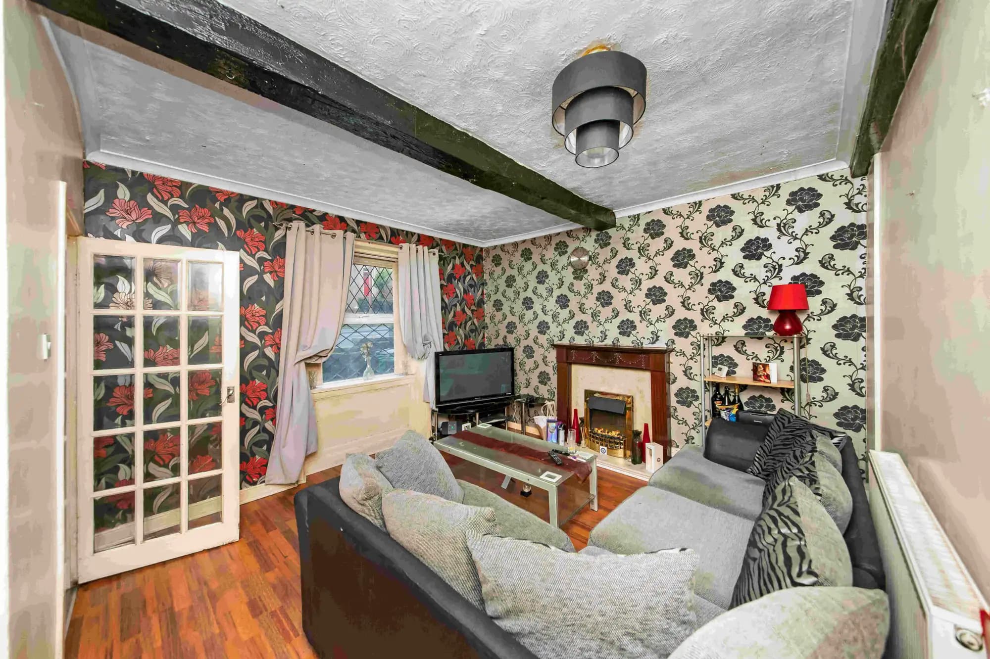 property photo 6 of 14