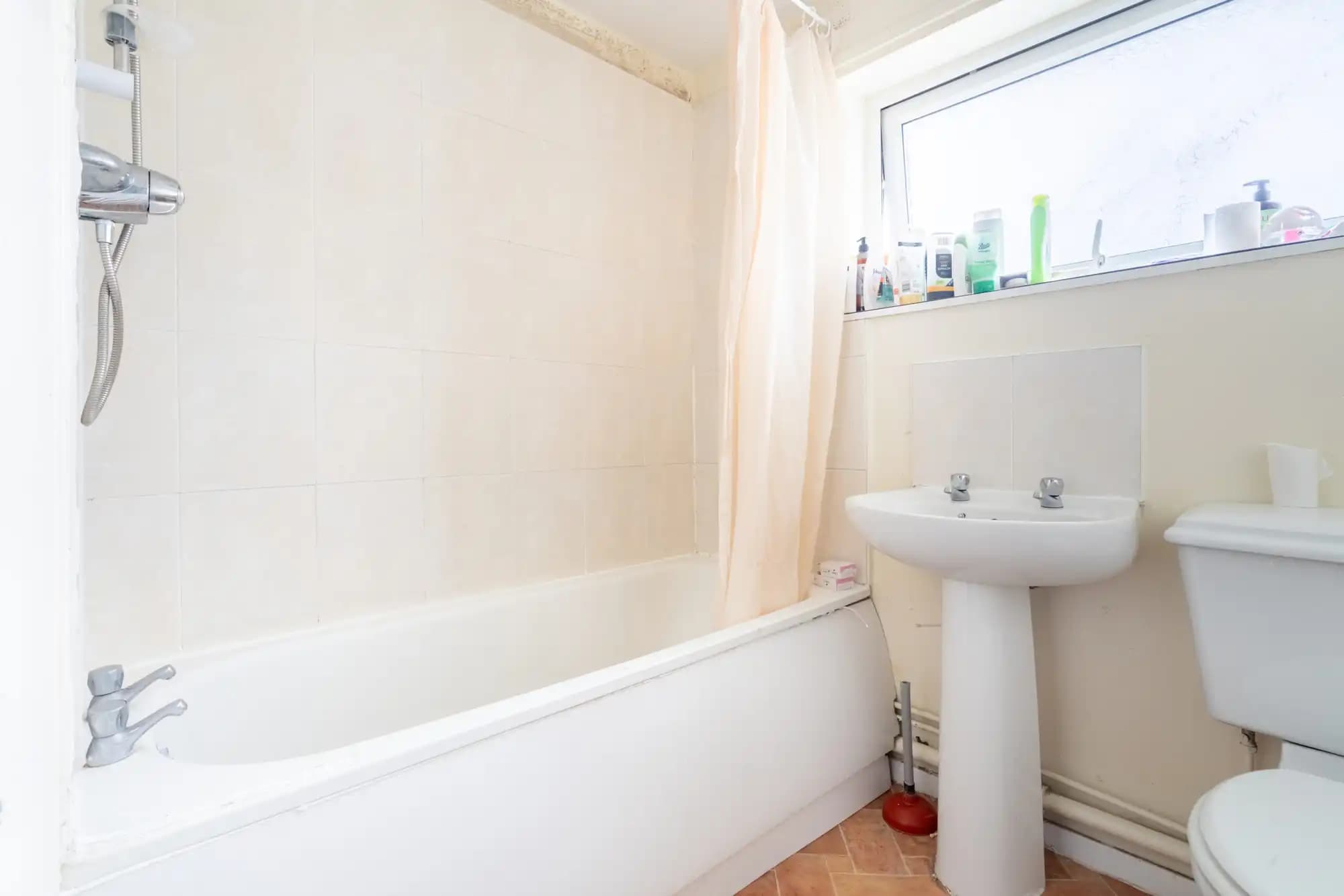 property photo 17 of 21