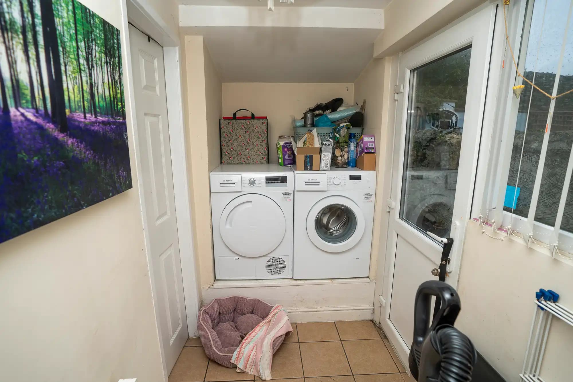 property photo 11 of 15