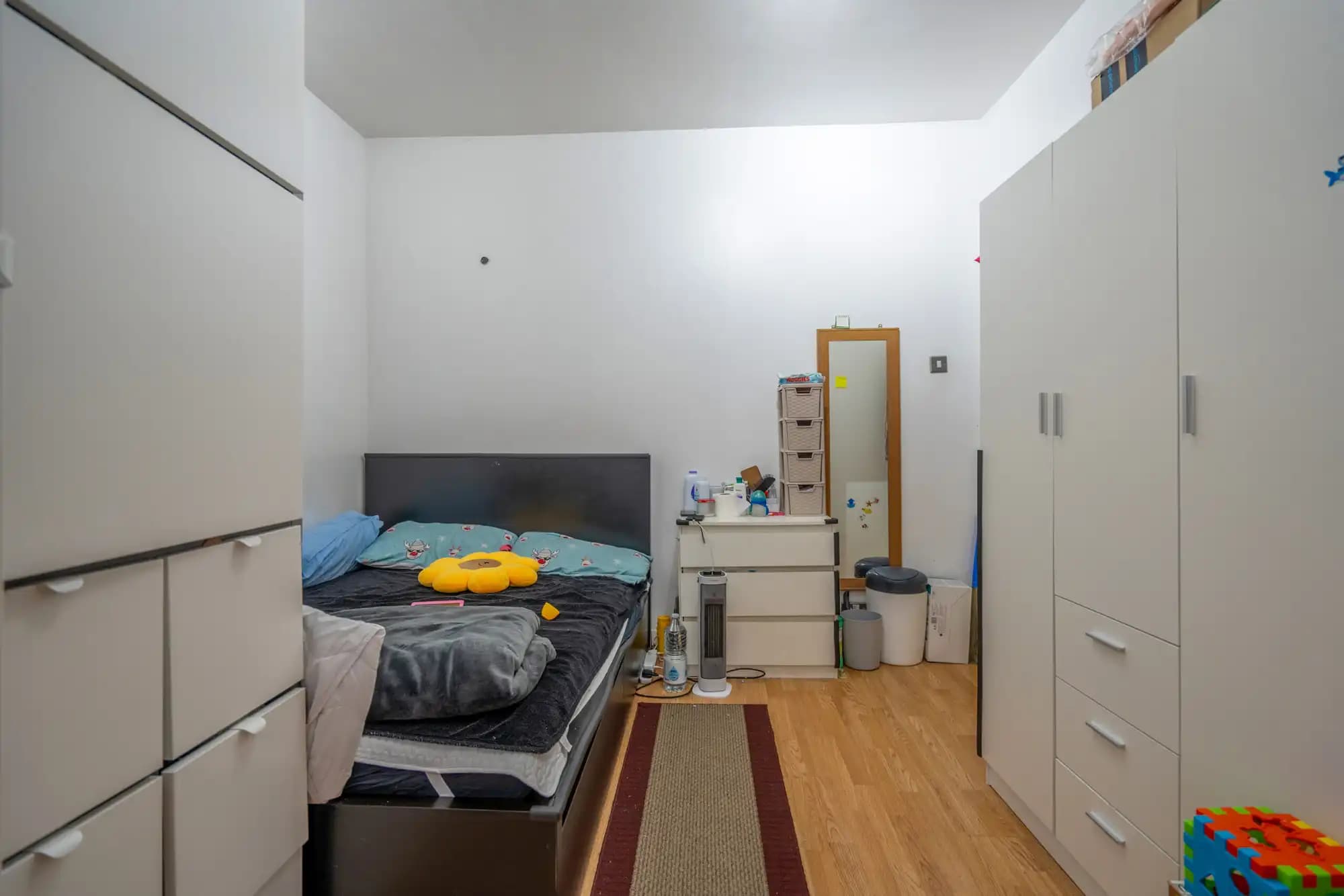 property photo 6 of 19