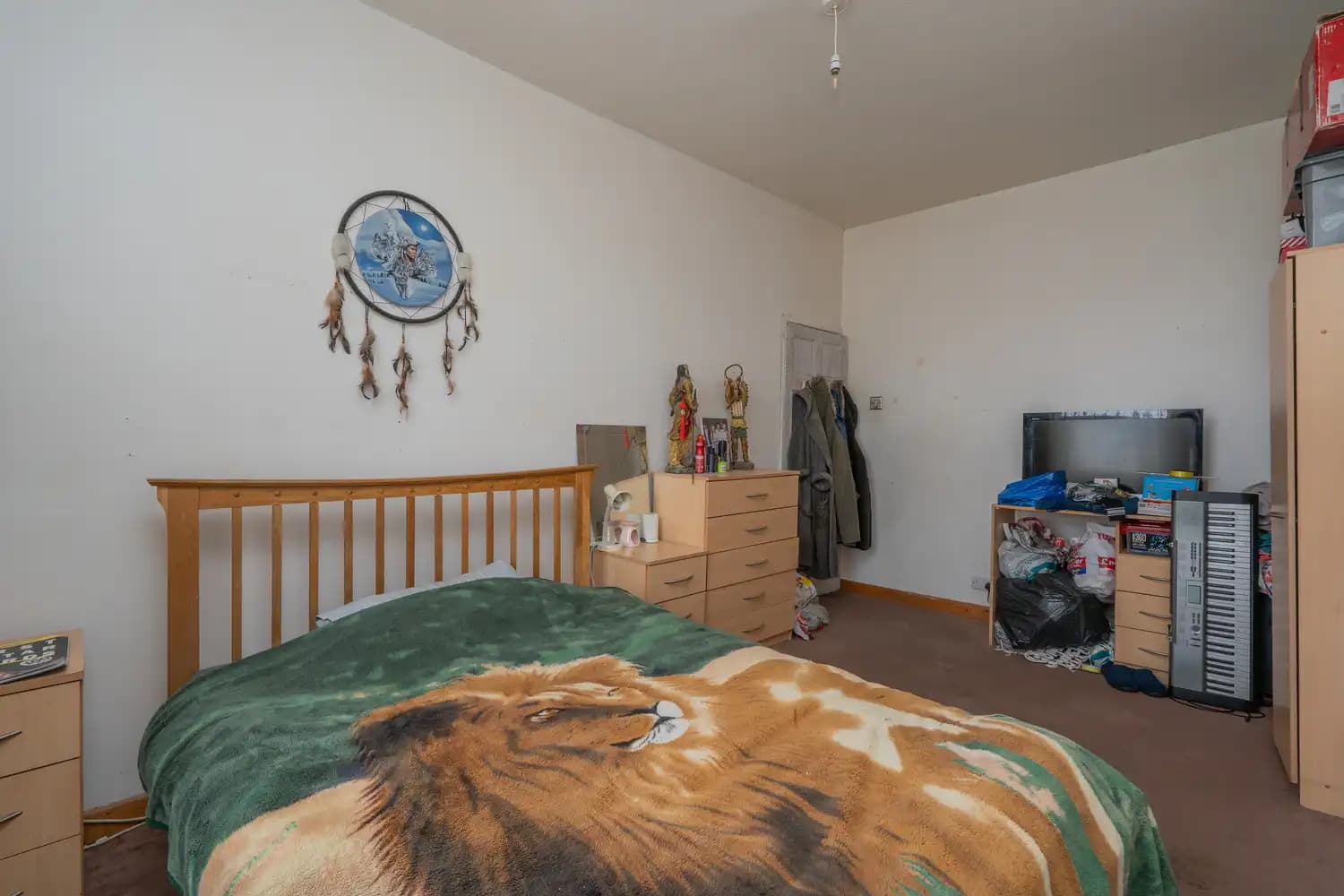 property photo 15 of 16