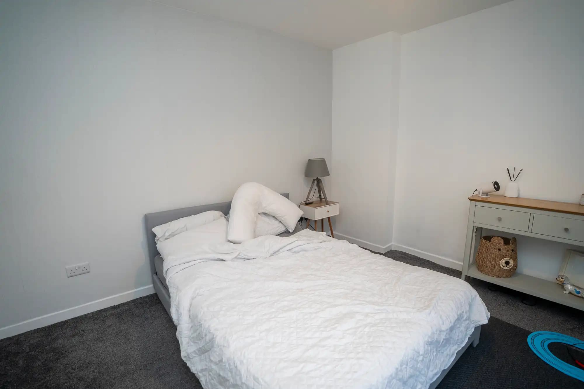 property photo 12 of 14