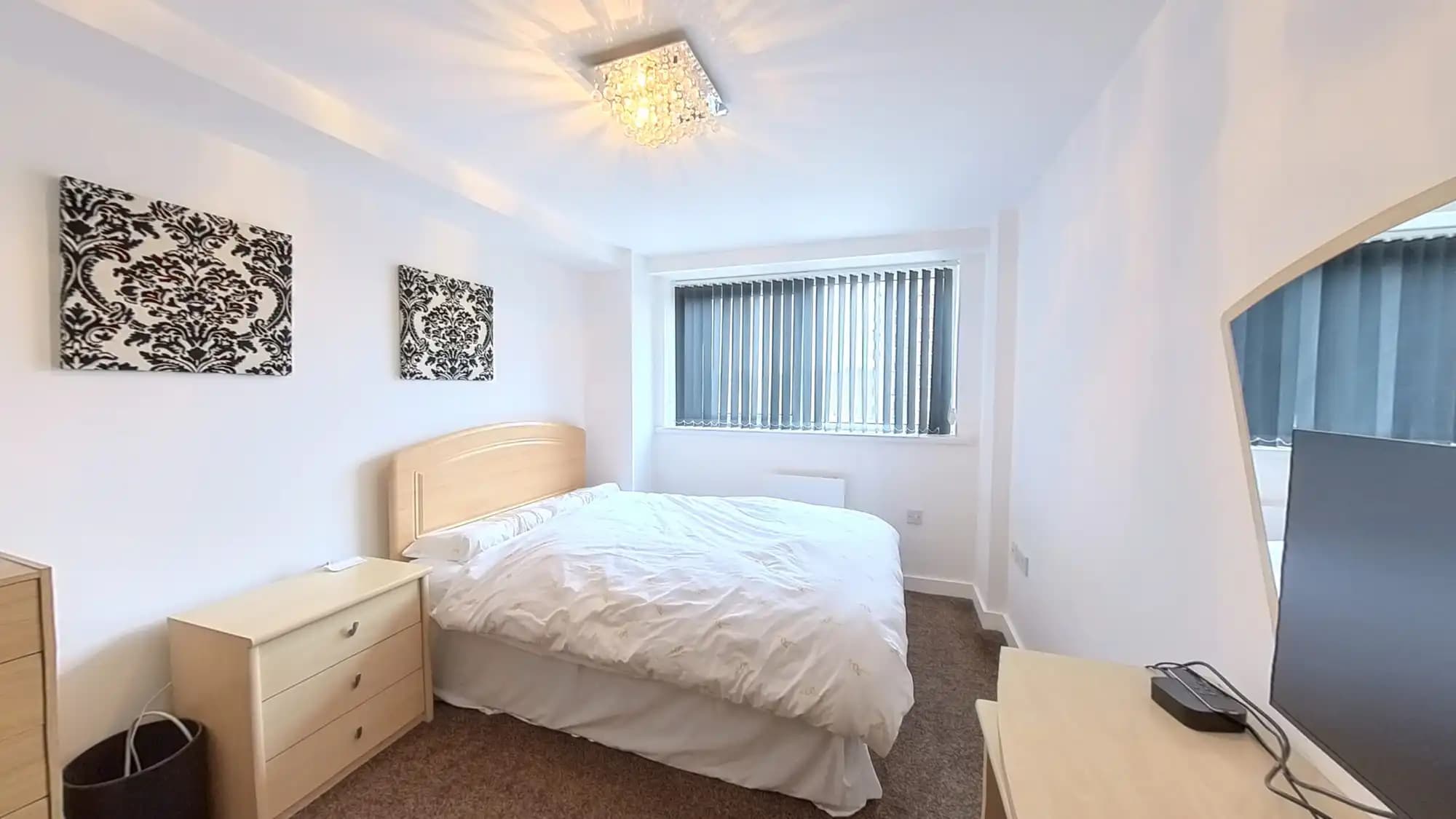 property photo 19 of 24