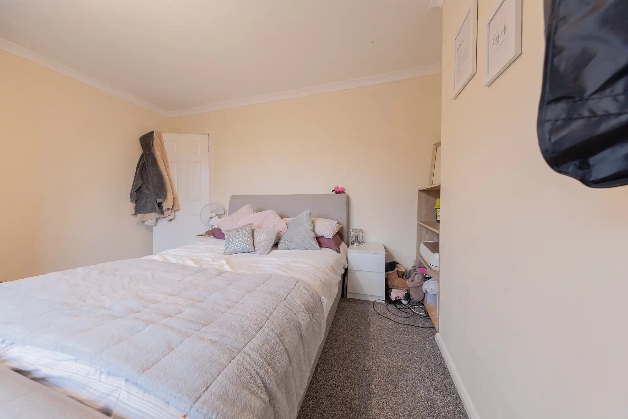 property photo 22 of 25