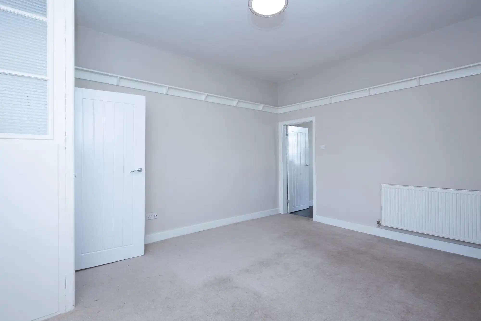 property photo 10 of 23