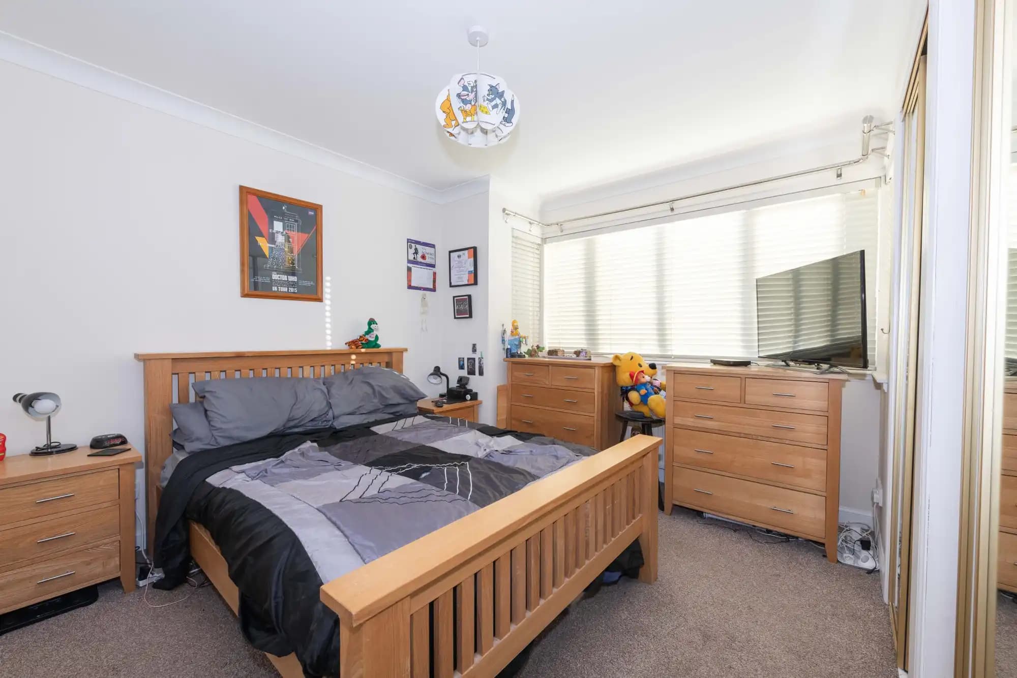 property photo 16 of 21