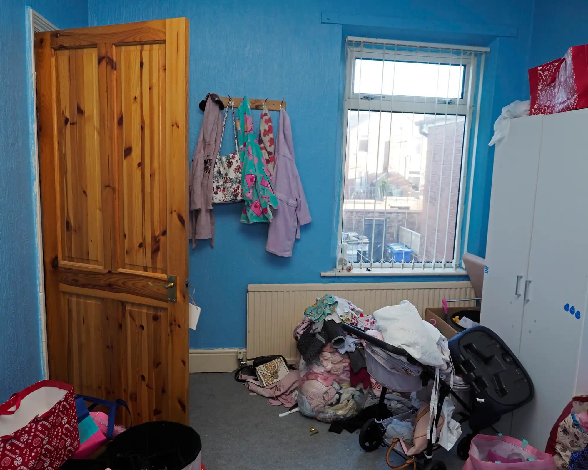property photo 6 of 19