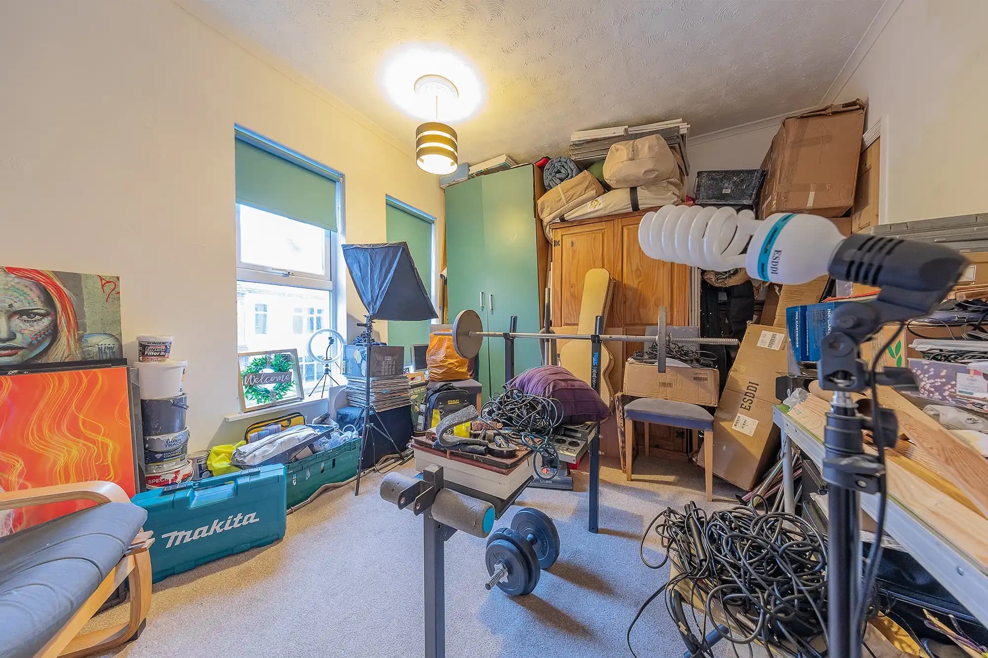 property photo 11 of 16