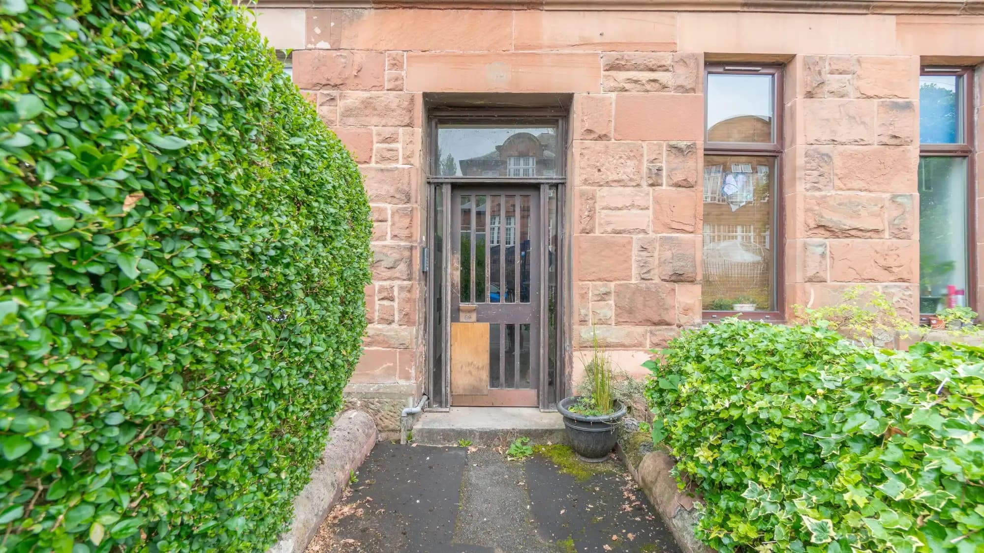 property photo 19 of 25