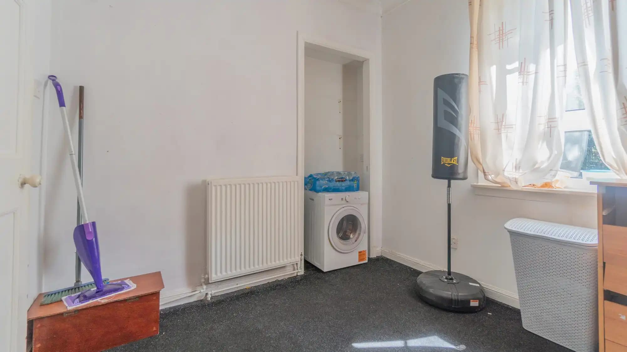 property photo 13 of 20