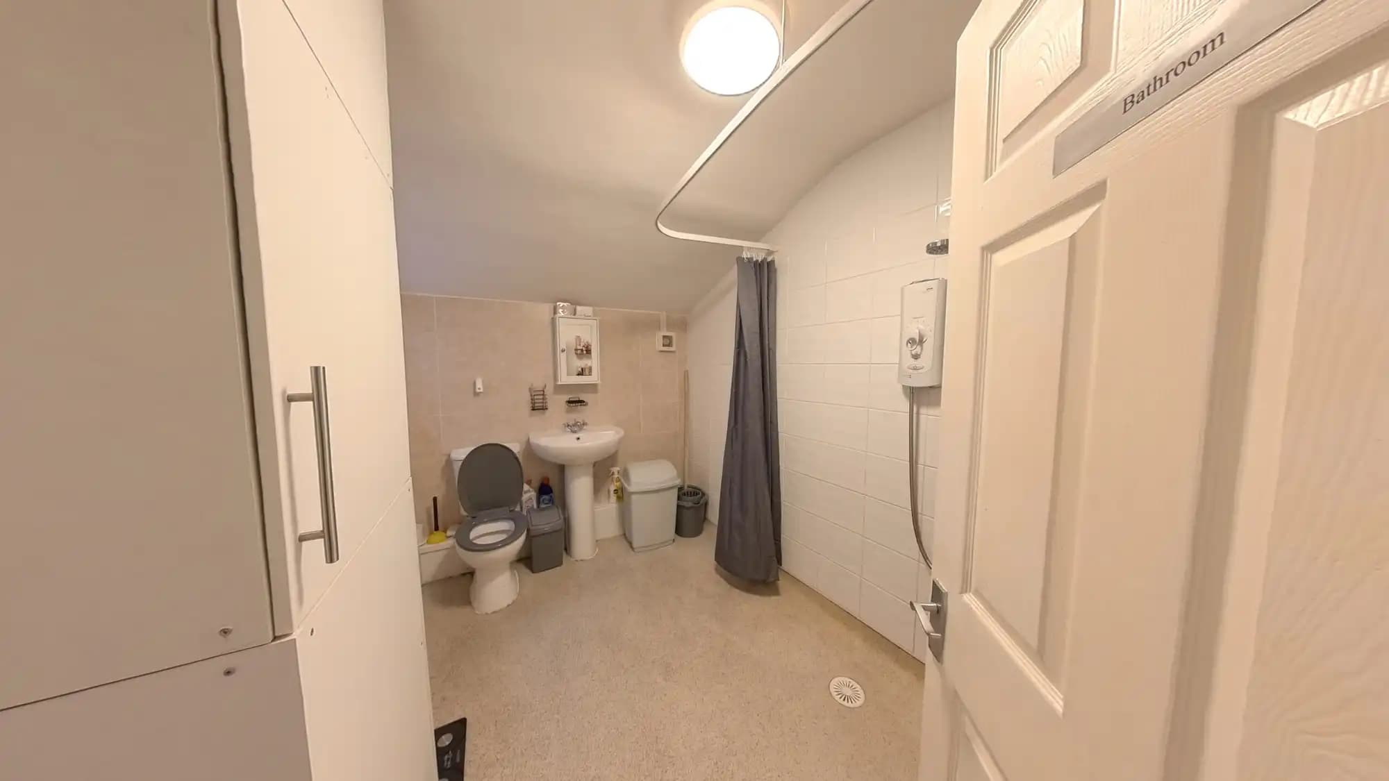 property photo 17 of 22