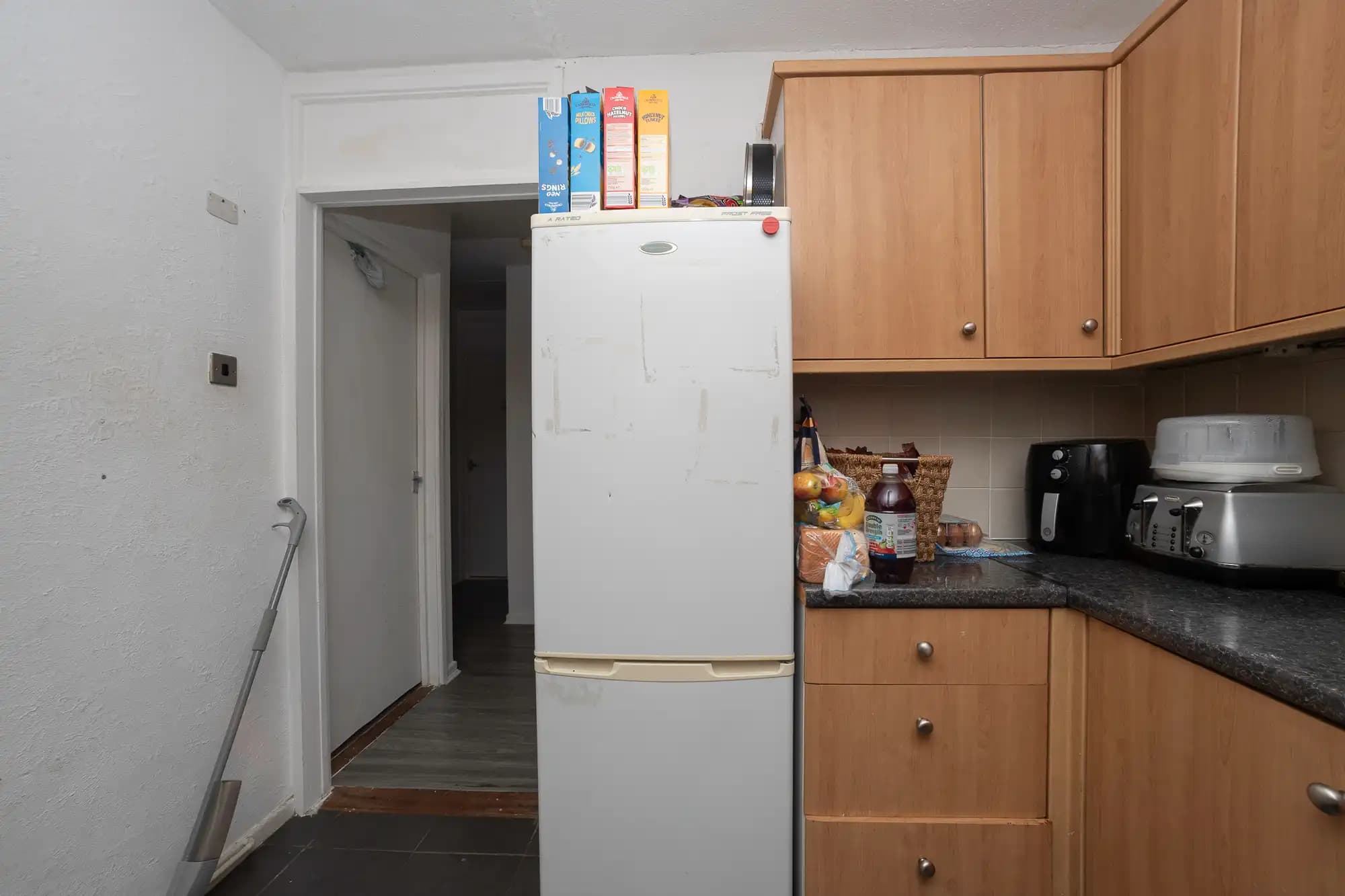 property photo 7 of 13