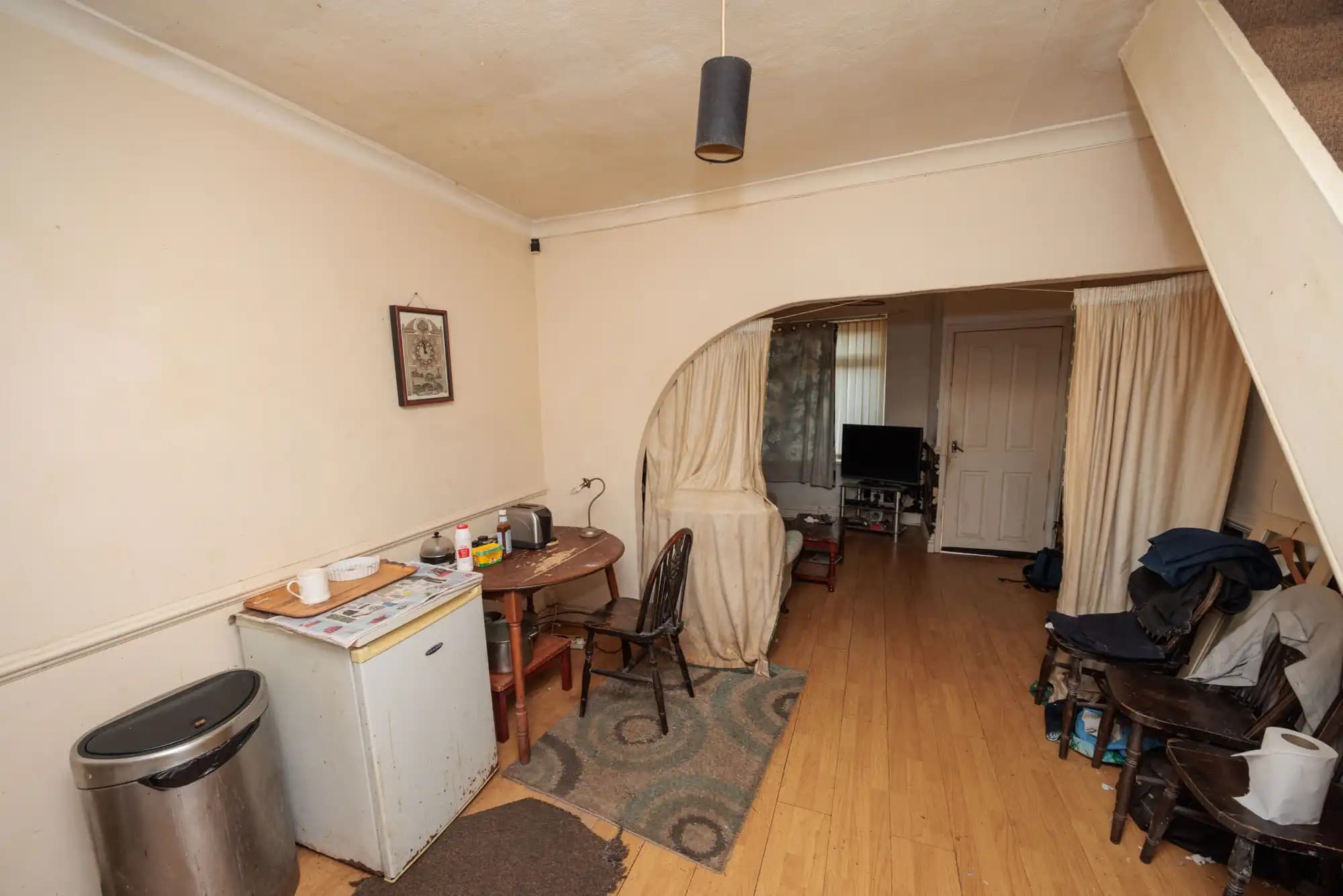 property photo 3 of 22