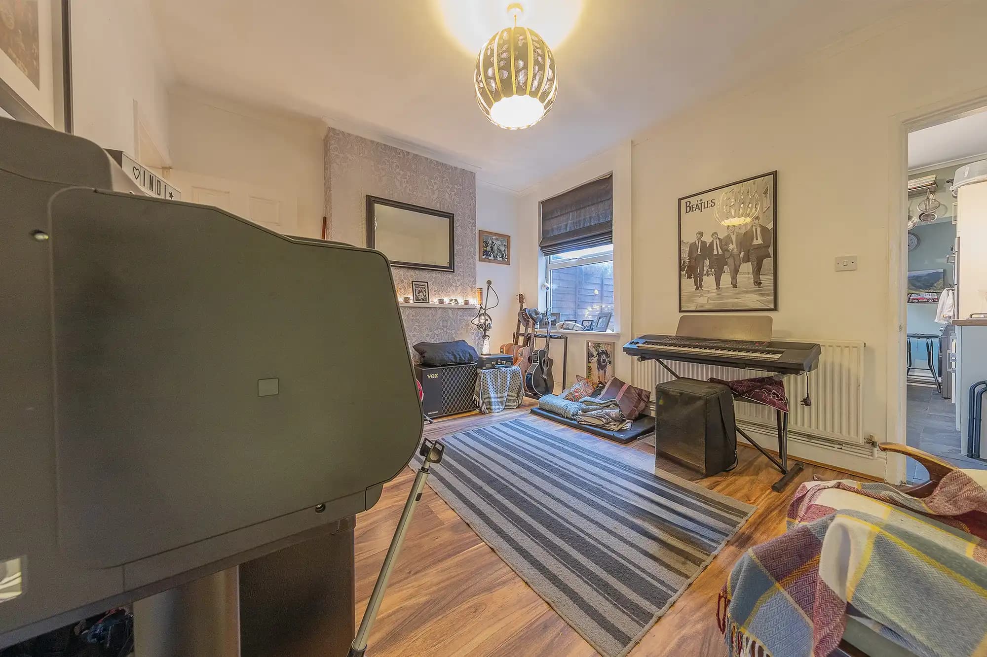 property photo 4 of 16